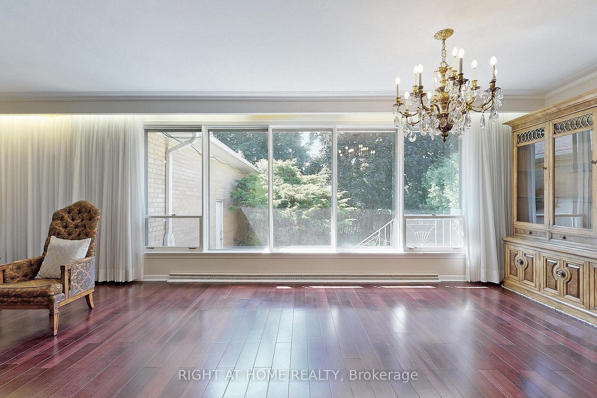 42 Denmark Crescent photo 7