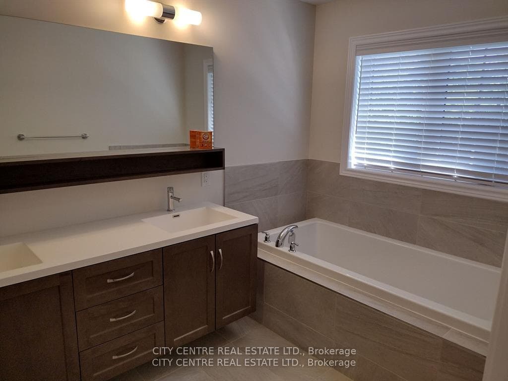 3329 Mockingbird Common Court photo 10