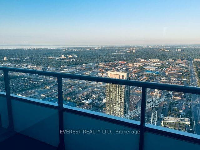 448 Burnhamthorpe Road Unit 6512 photo 35