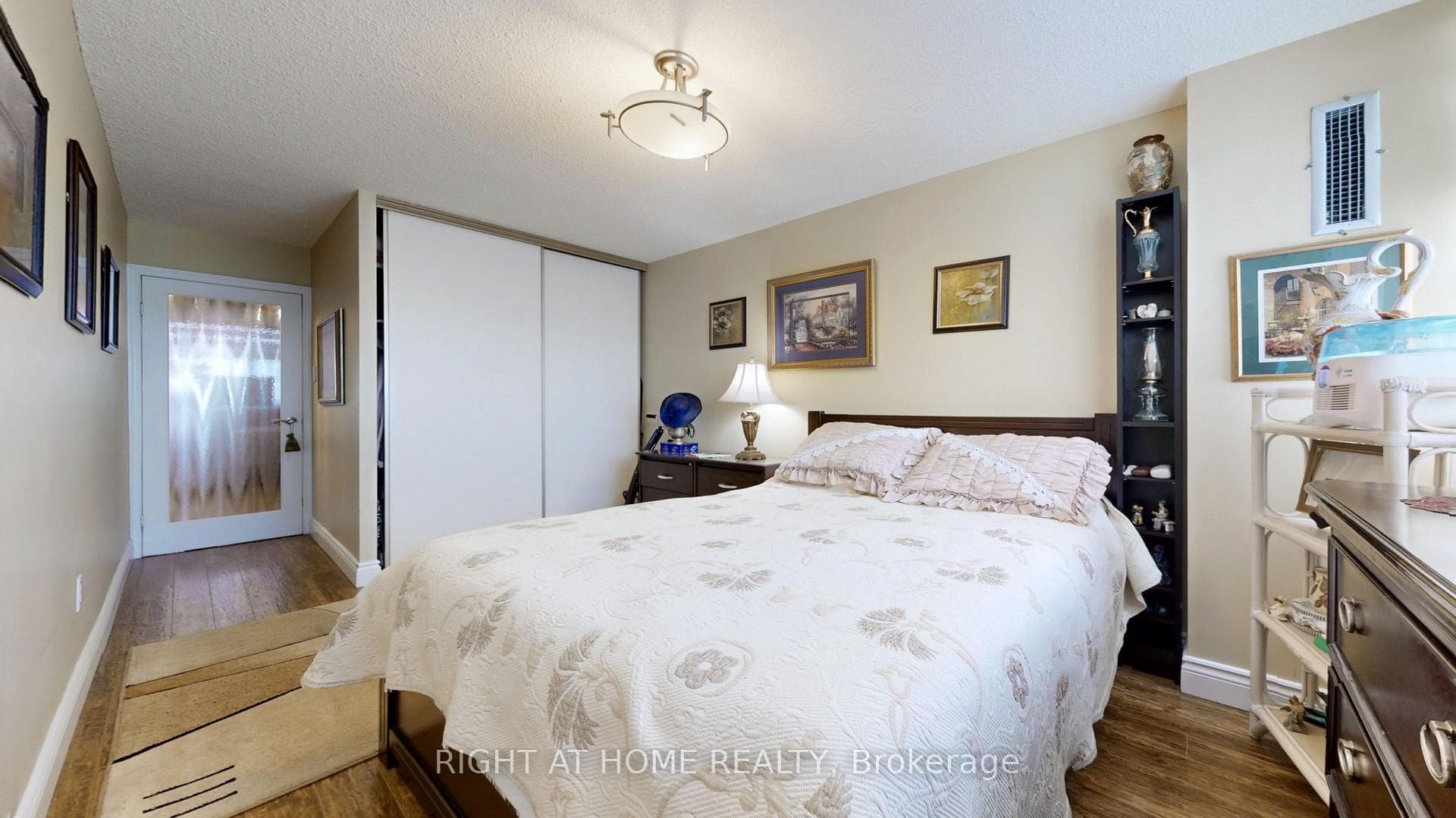 3100 Kirwin Avenue Unit 2001 photo 27
