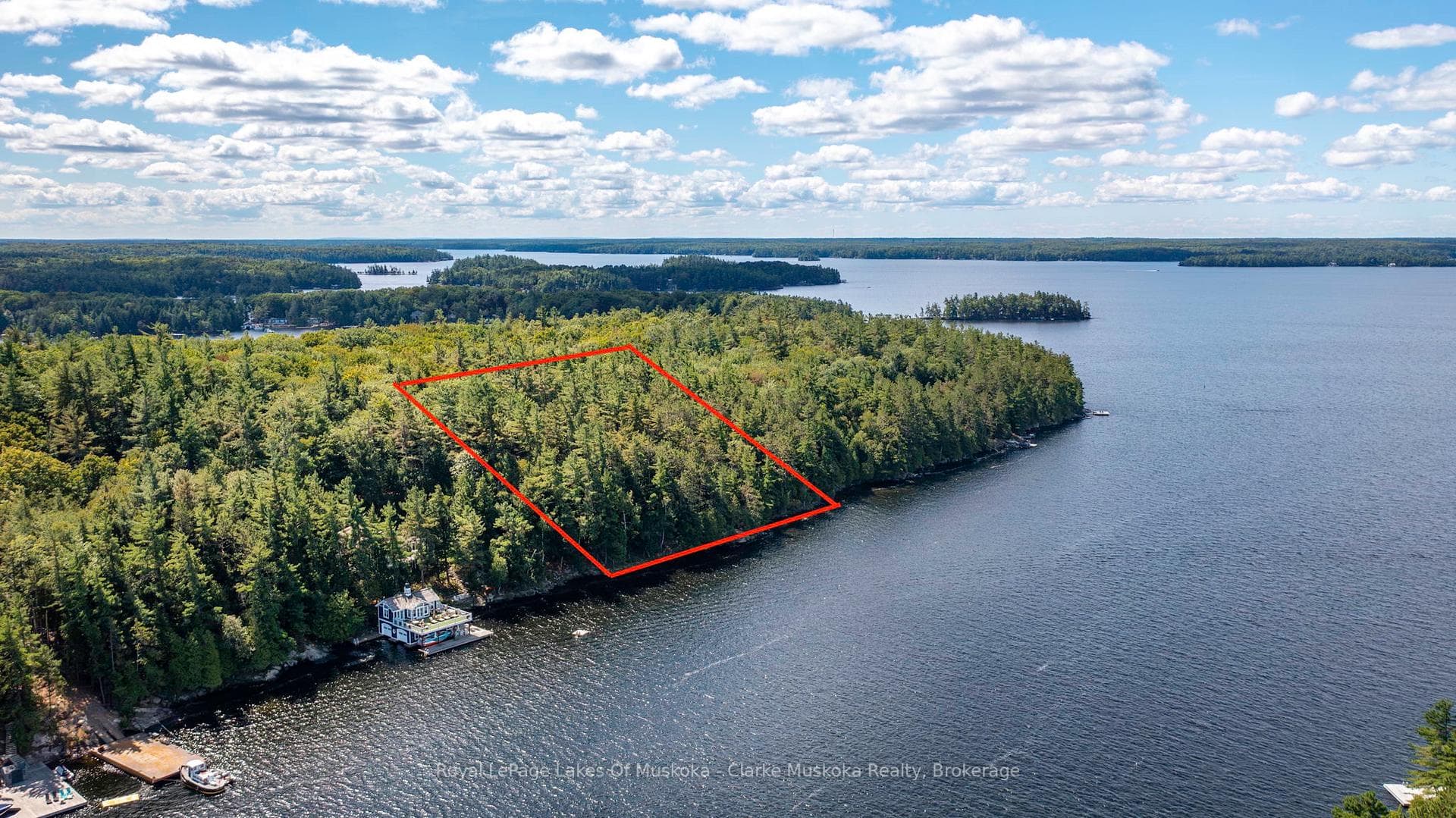 M81 PINE ISLAND 1B Island photo 1