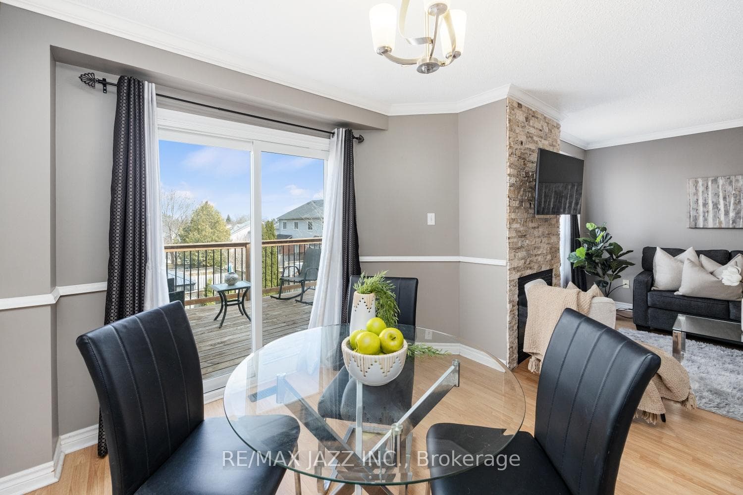 70 Trewin Lane photo 14