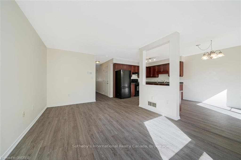 571 WILD IRIS Avenue photo 9