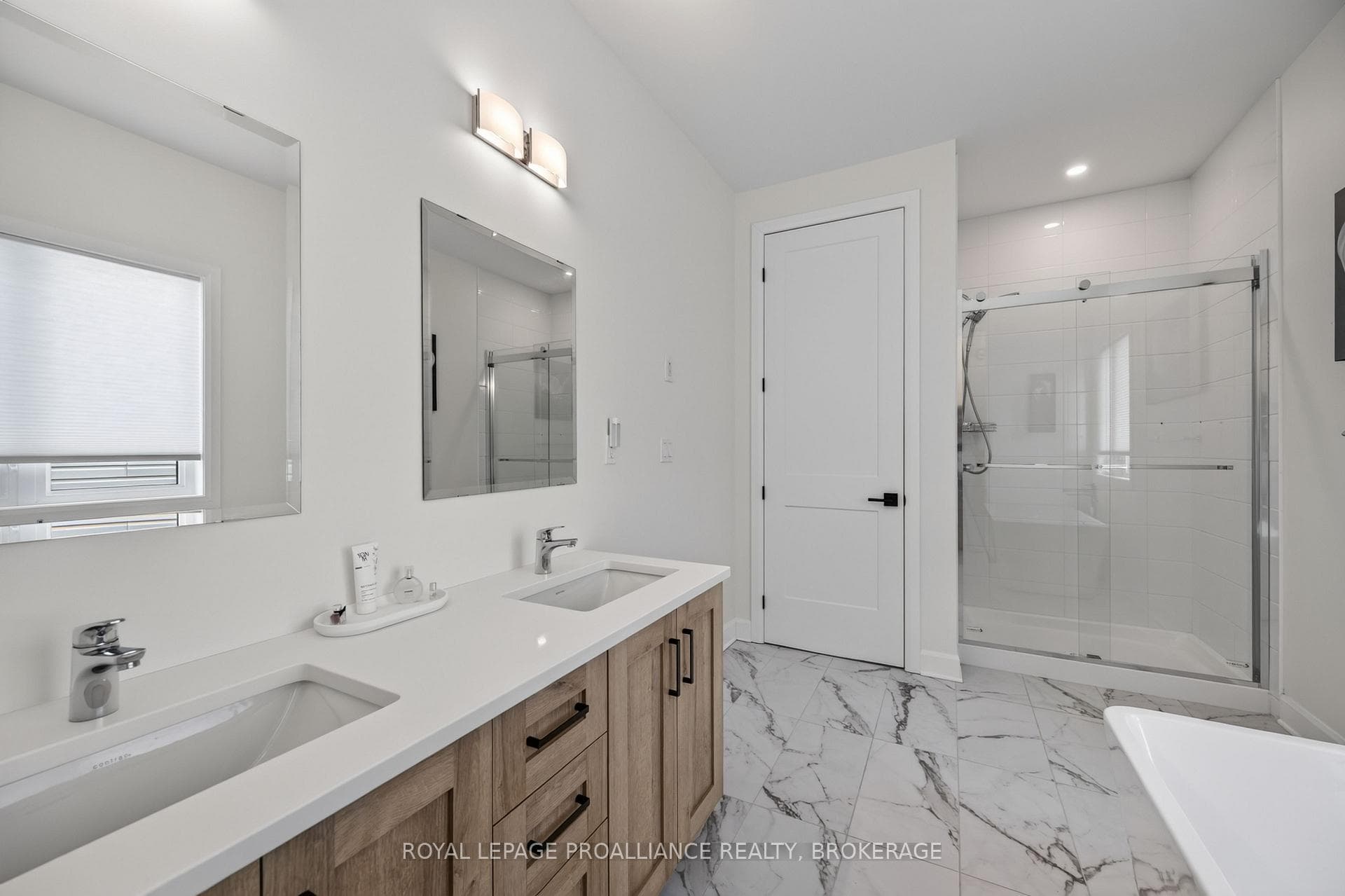 811 Riverview Way photo 30