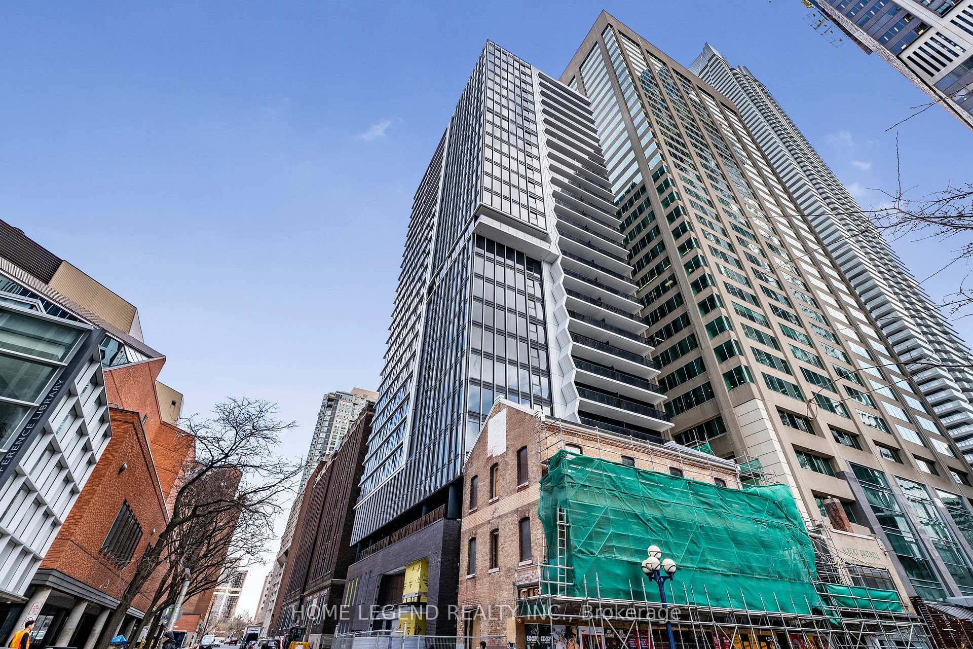 771 Yonge Street Unit 1501 photo 1