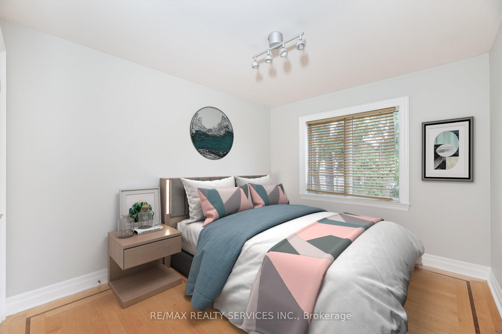 266 Airdrie Road photo 13