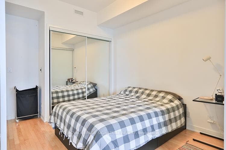 14 York Street Unit 2504 photo 6