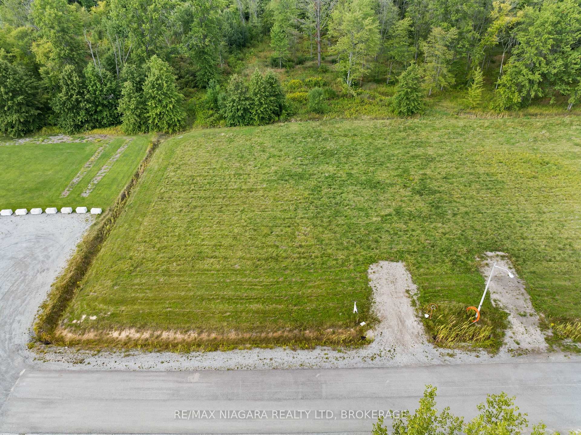 31810 Jacob Lane photo 2