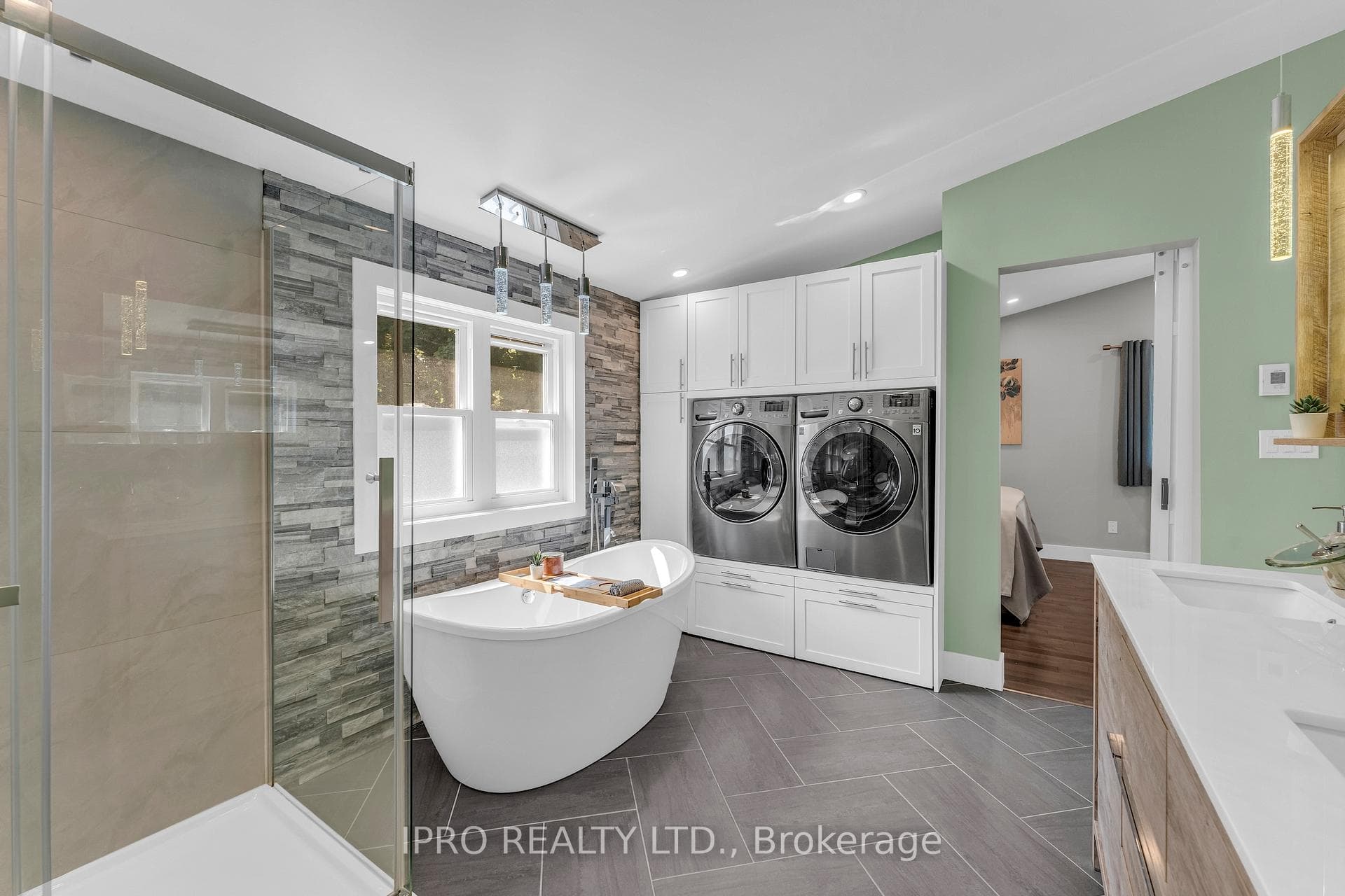 3 Spencer Avenue photo 24