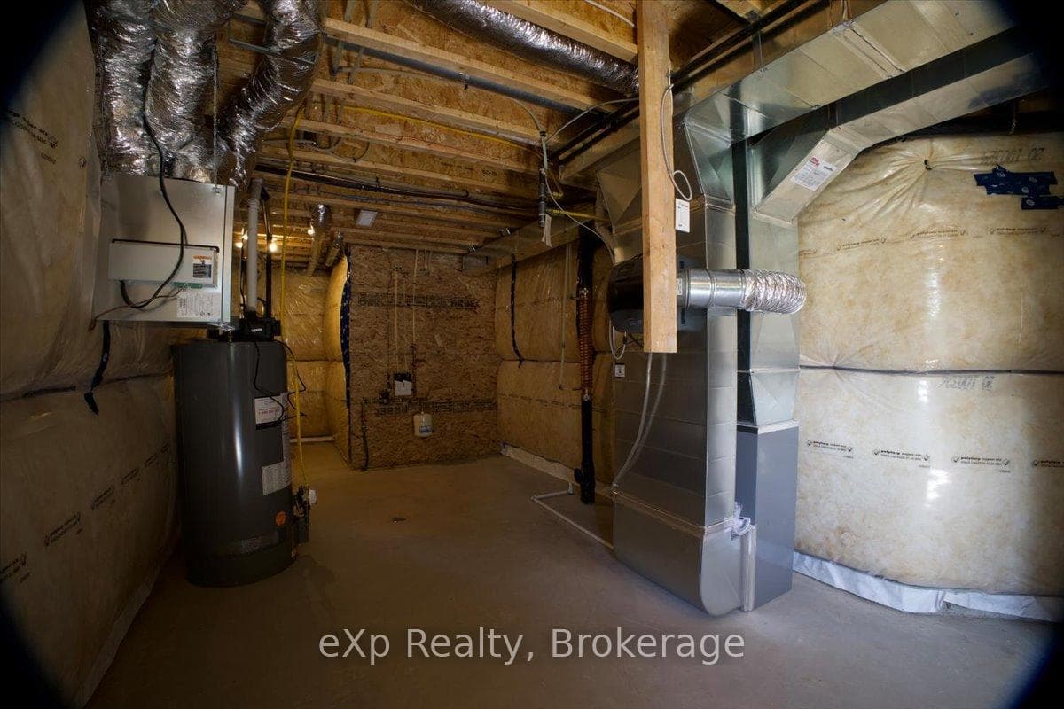 319 Telford Trail photo 23
