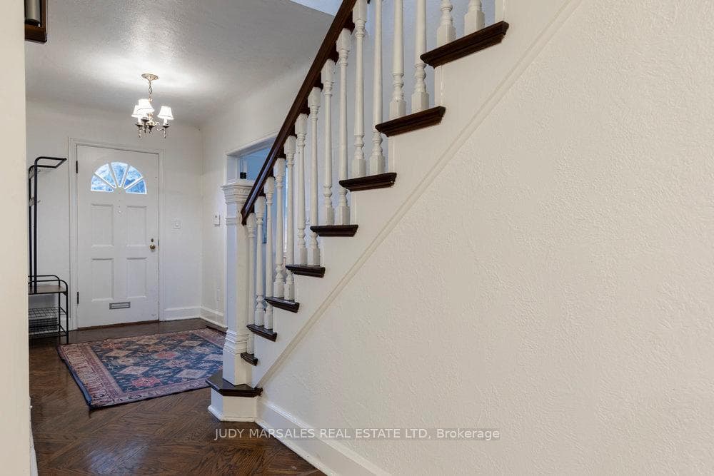 167 Aberdeen Avenue photo 4