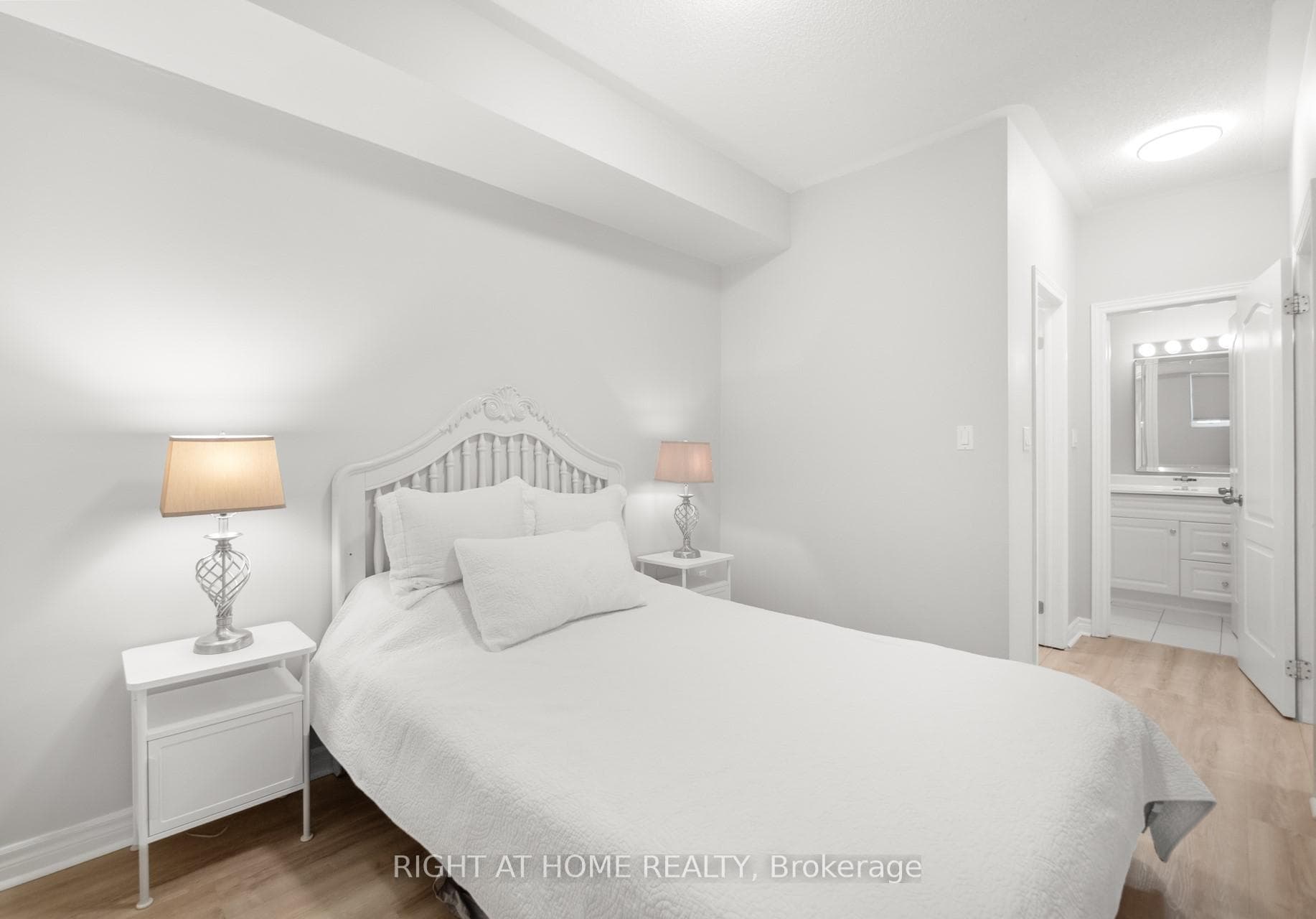 1837 Eglinton Avenue Unit 113 photo 22