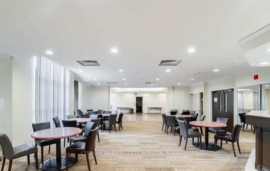 Party/Meeting Room