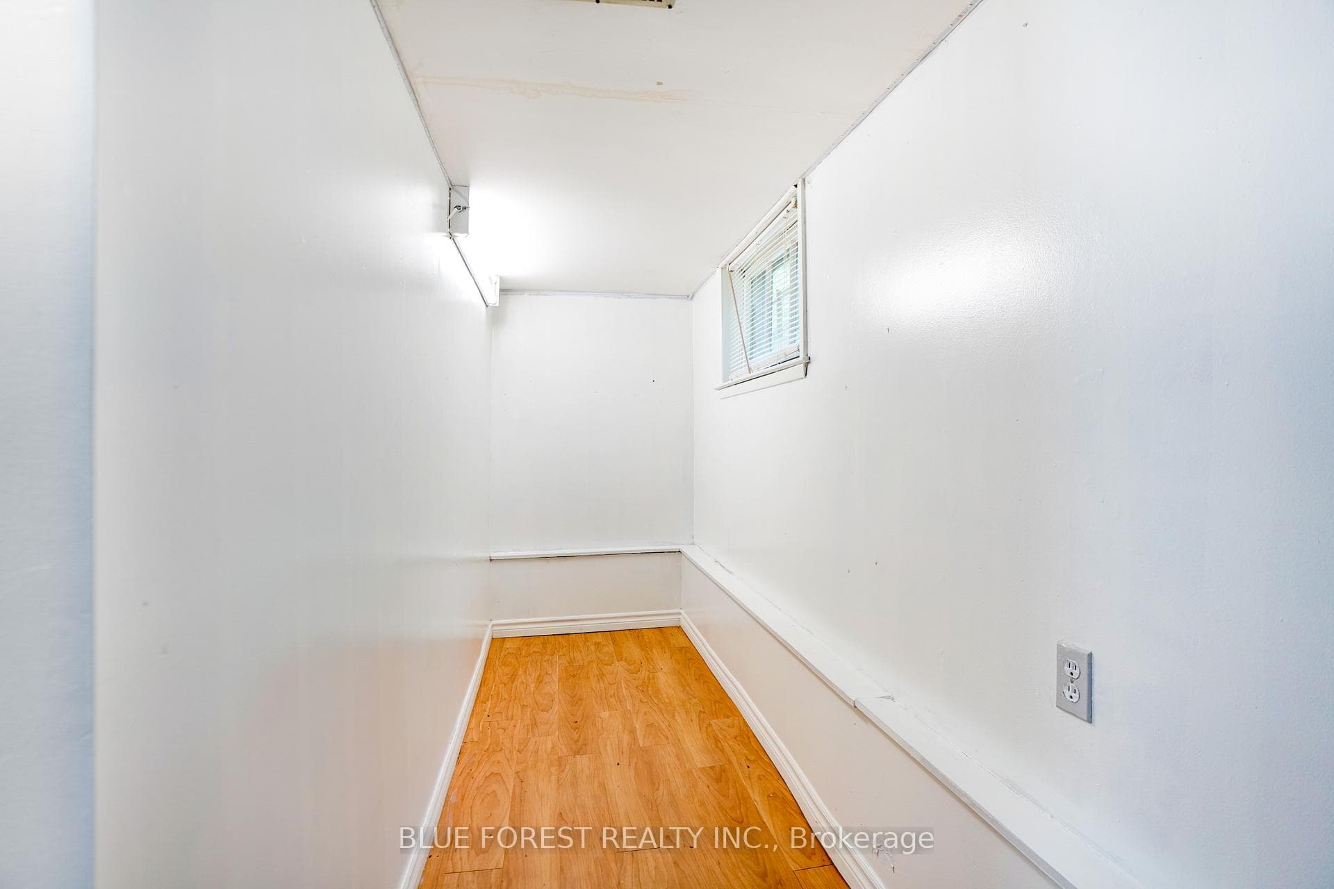 236 Bernard Avenue photo 29