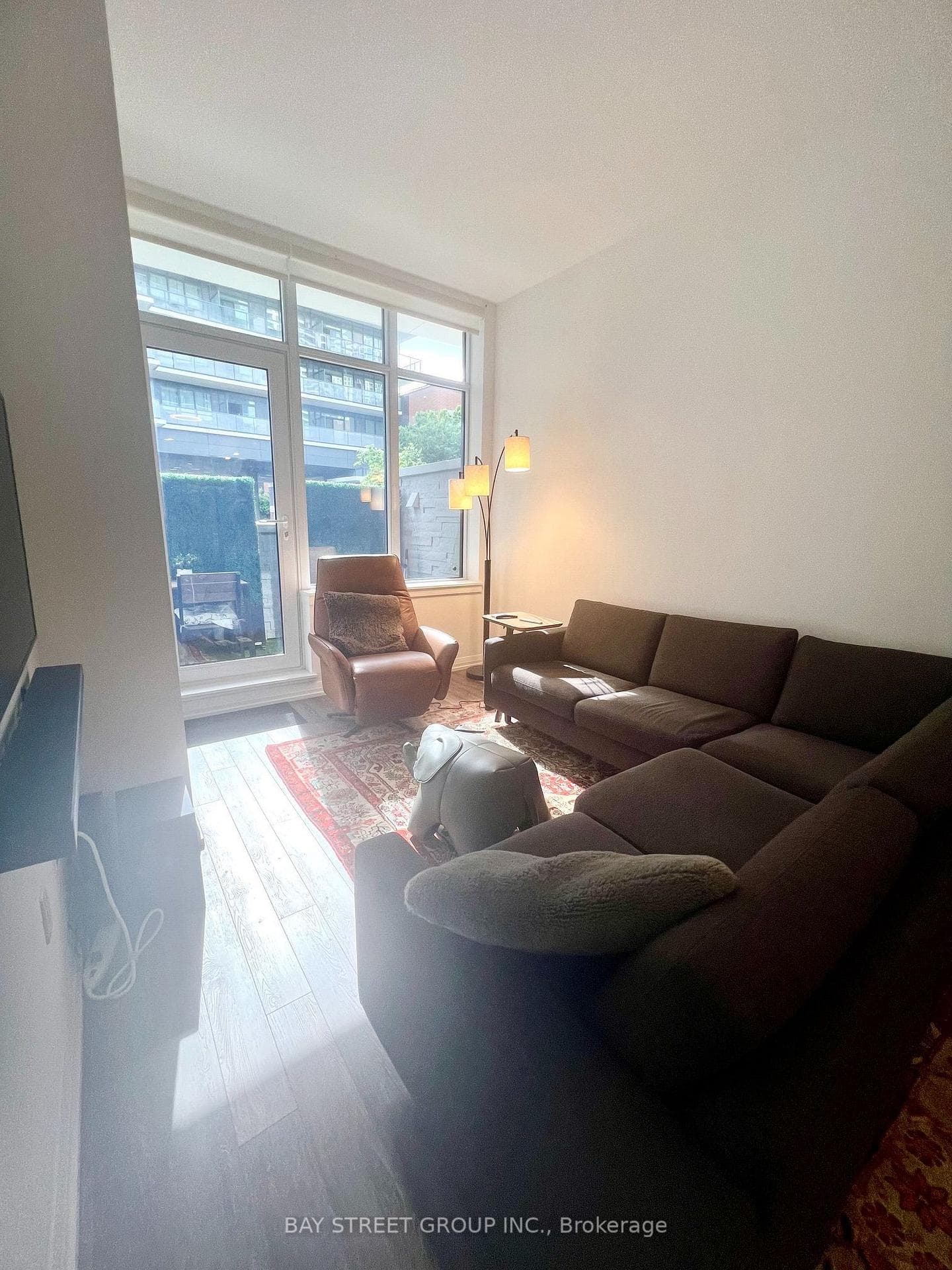 75 Canterbury Place Unit 102 photo 4