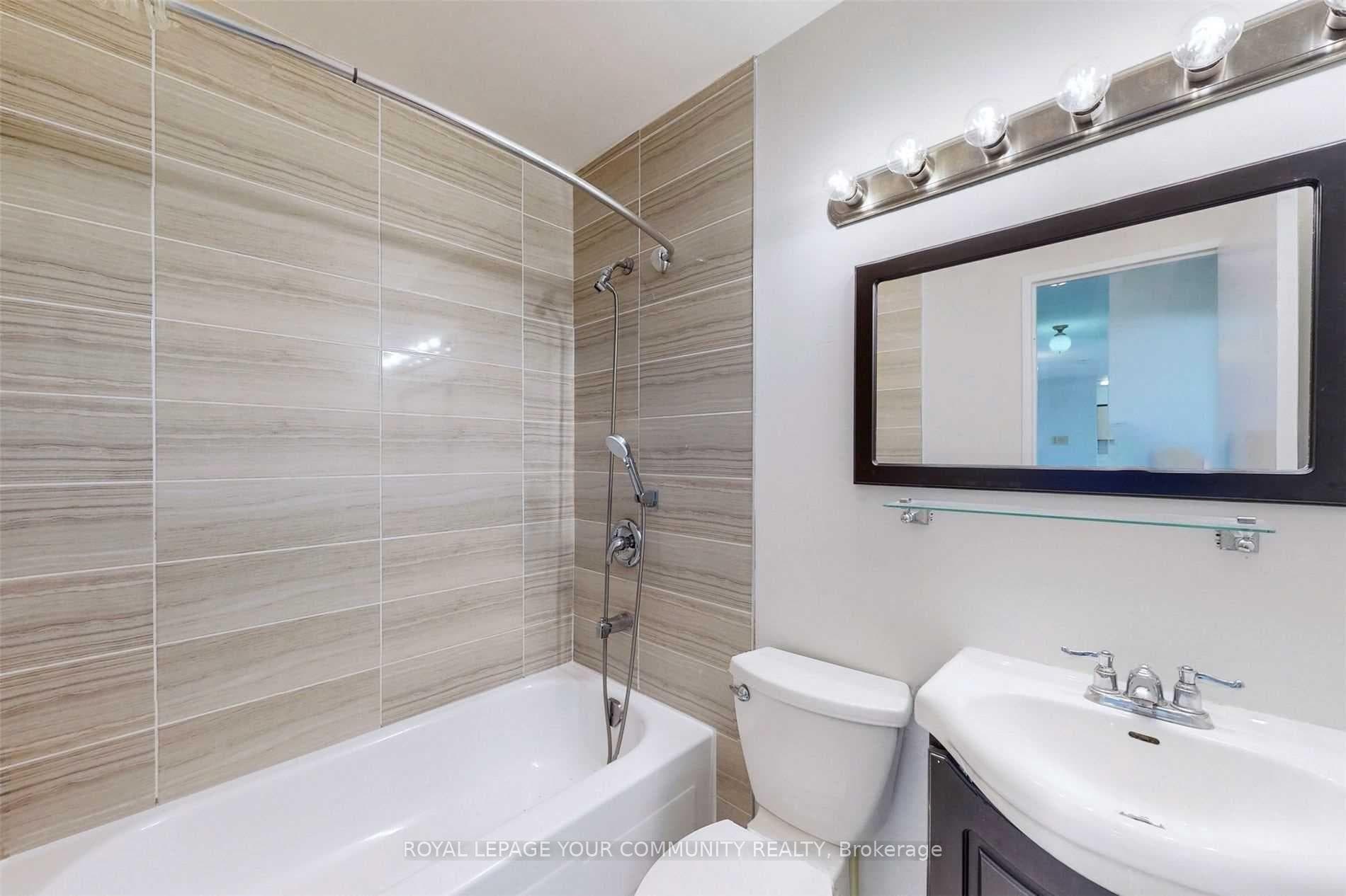 100 Dundalk Drive Unit 710 photo 20