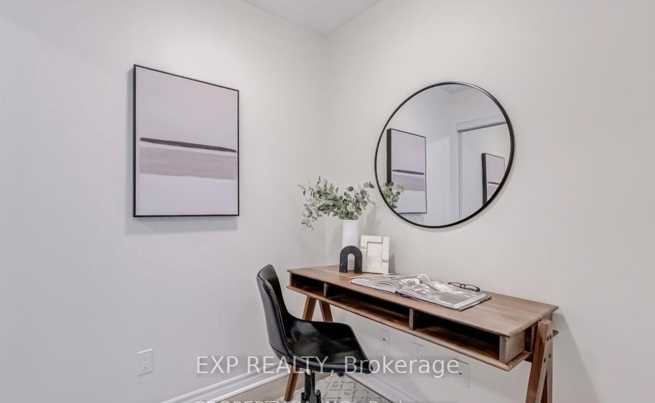 2522 Keele Street Unit 704 photo 20