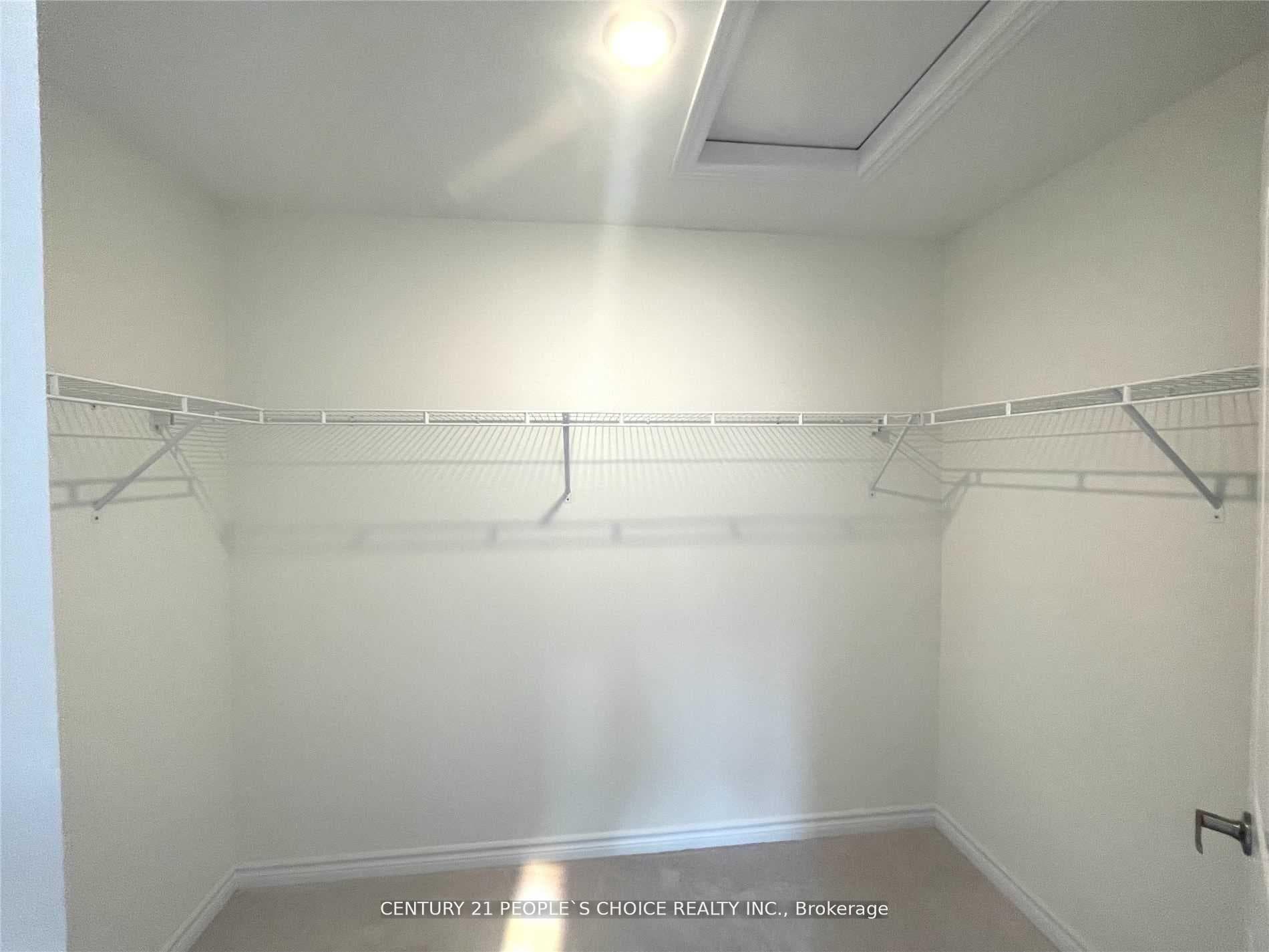 1471 Blackmore Street photo 26
