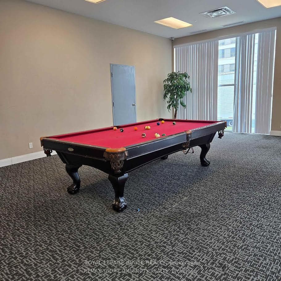 2150 Lawrence Avenue Unit 1207 photo 23