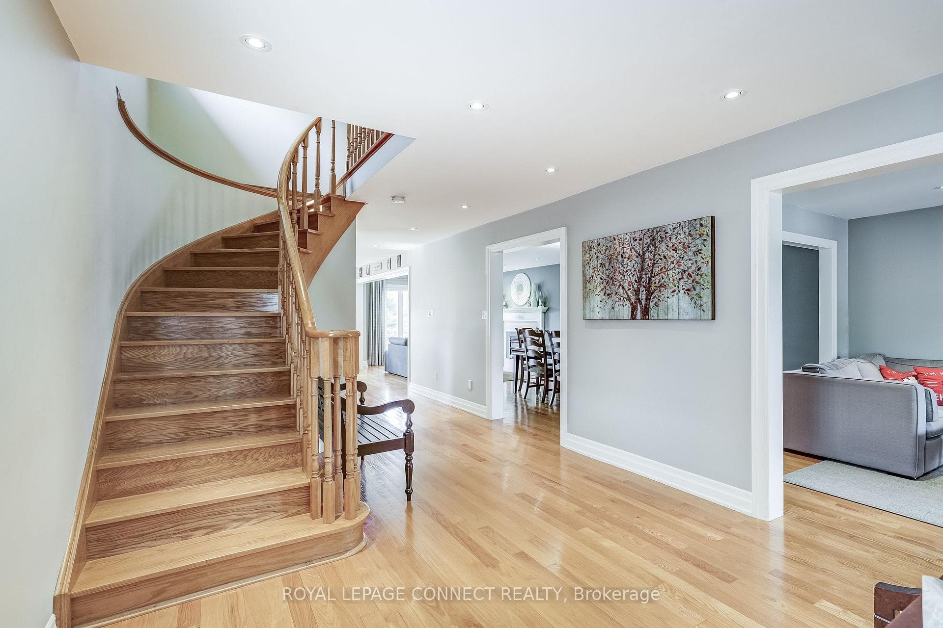 Curved Oak Staircase
