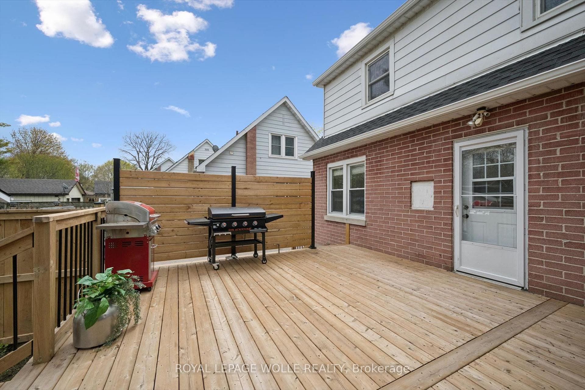 68 Pleasant Avenue photo 31