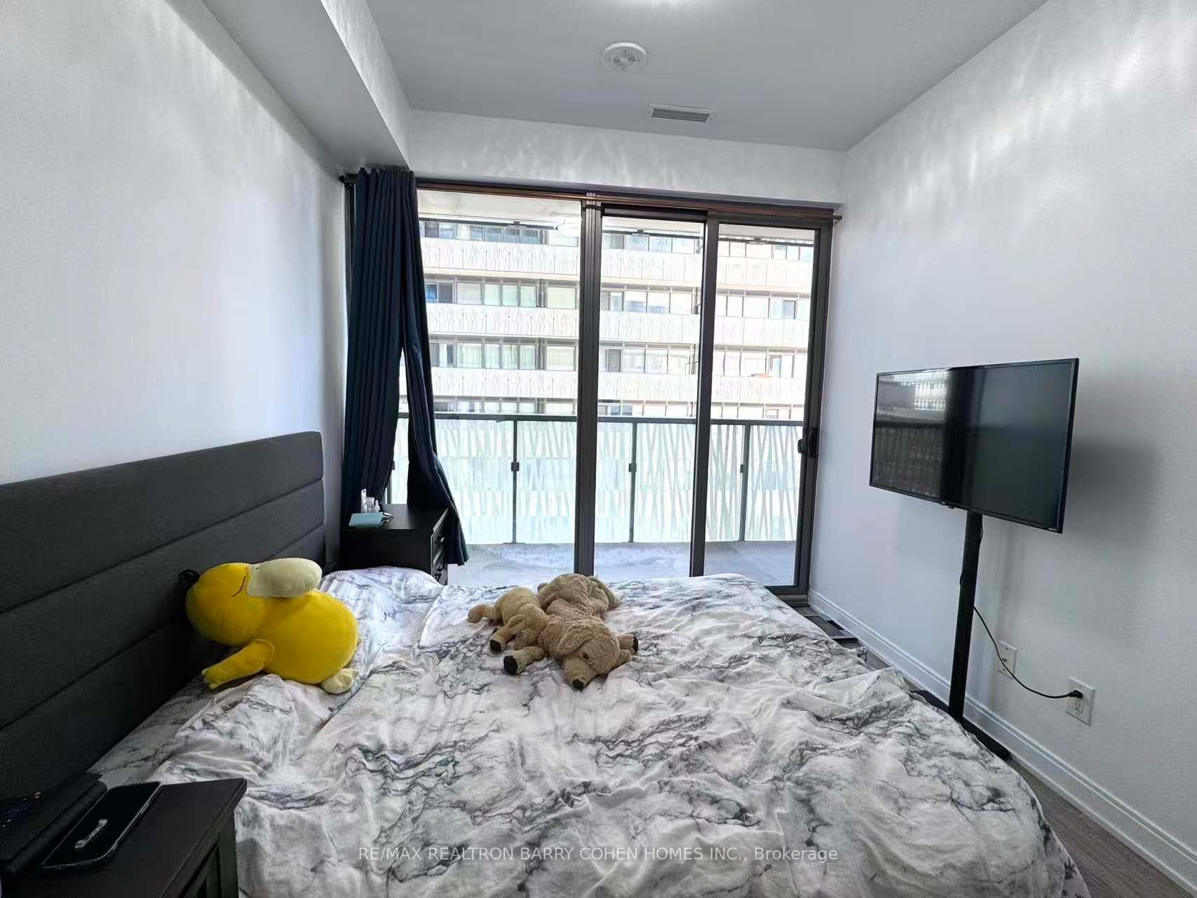 50 Charles Street Unit 3407 photo 8