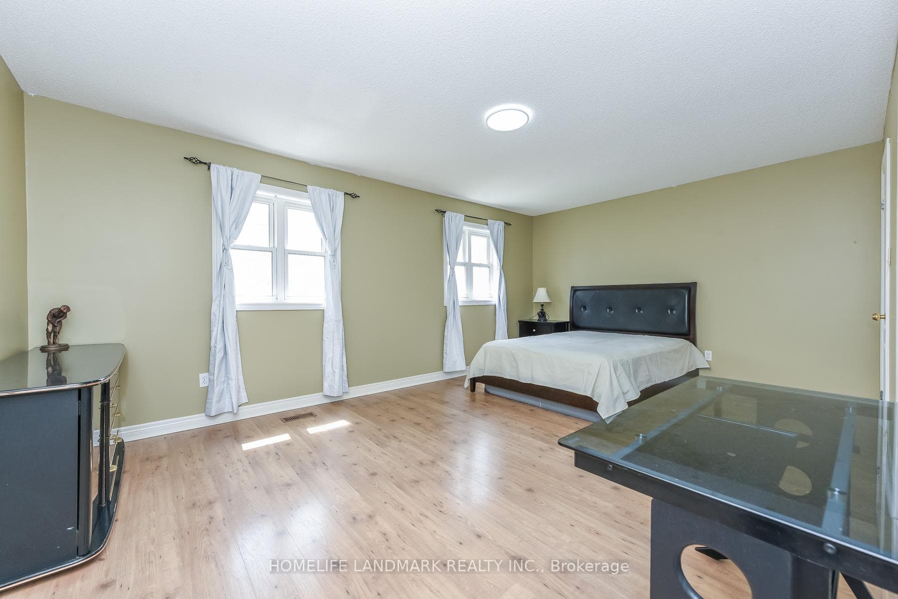 1153 Ogden Avenue photo 38