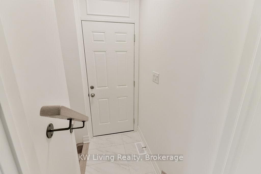 20 Berczy Manor Crescent photo 33