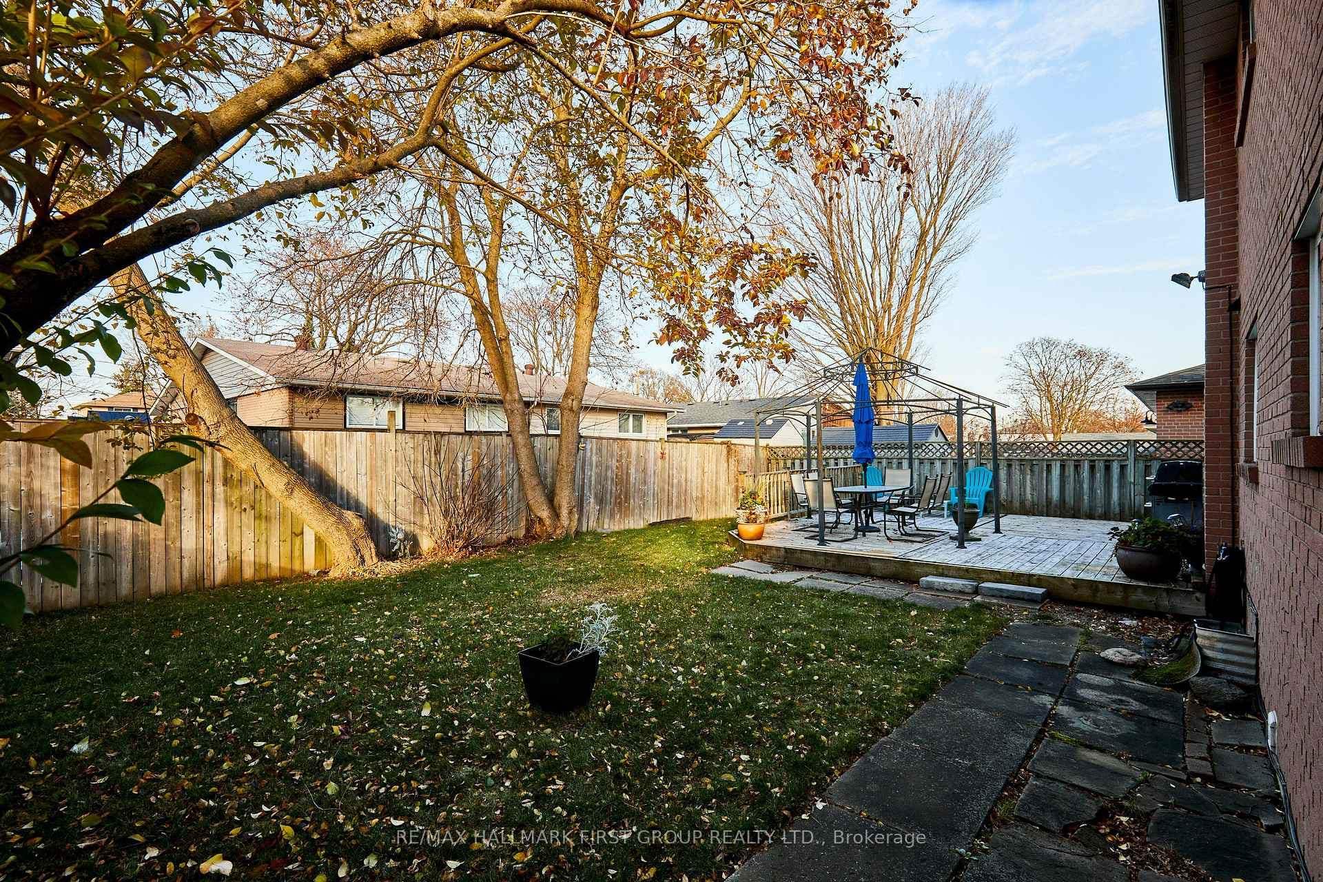 856 Vicki Drive photo 34