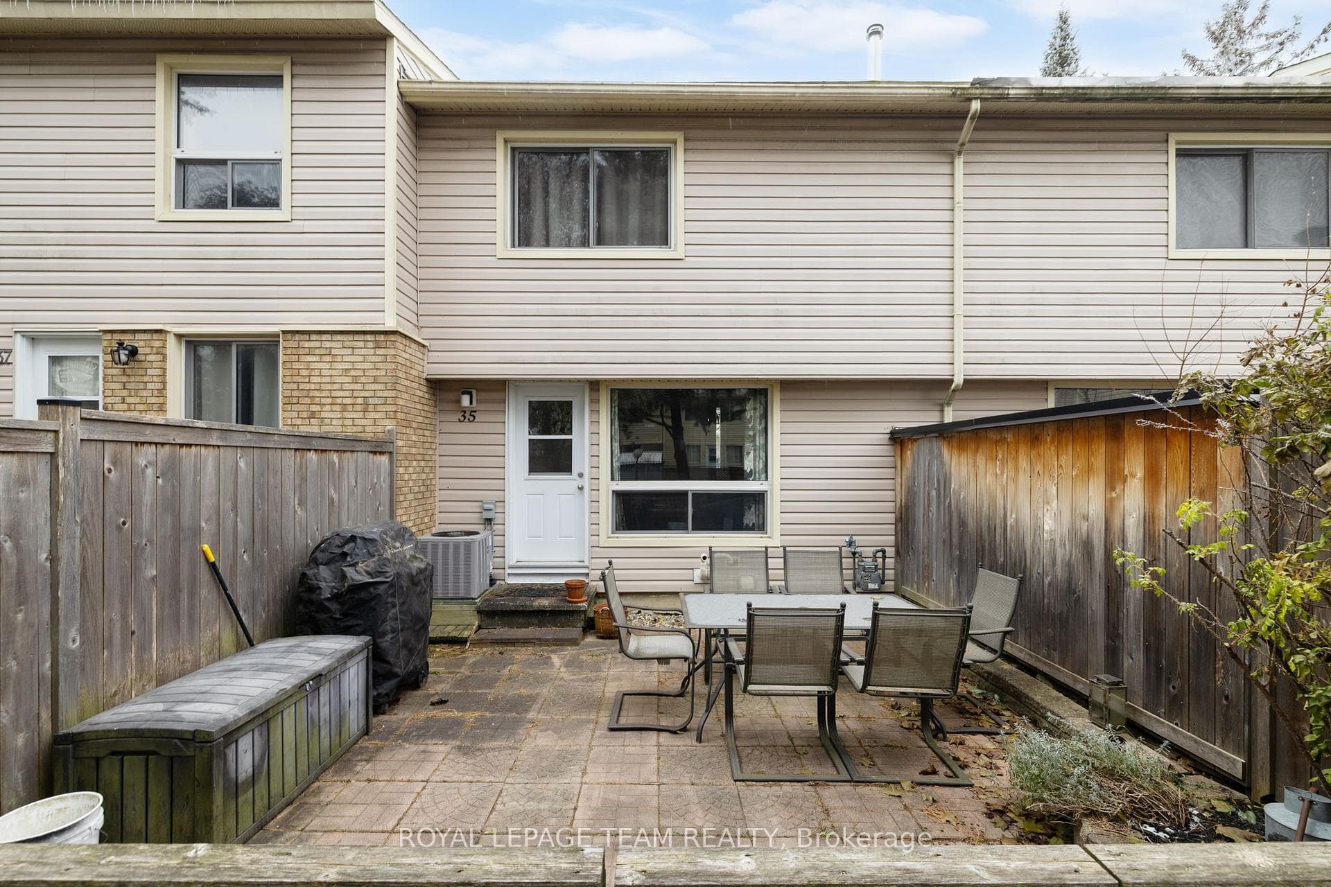 35 Malvern Drive photo 31
