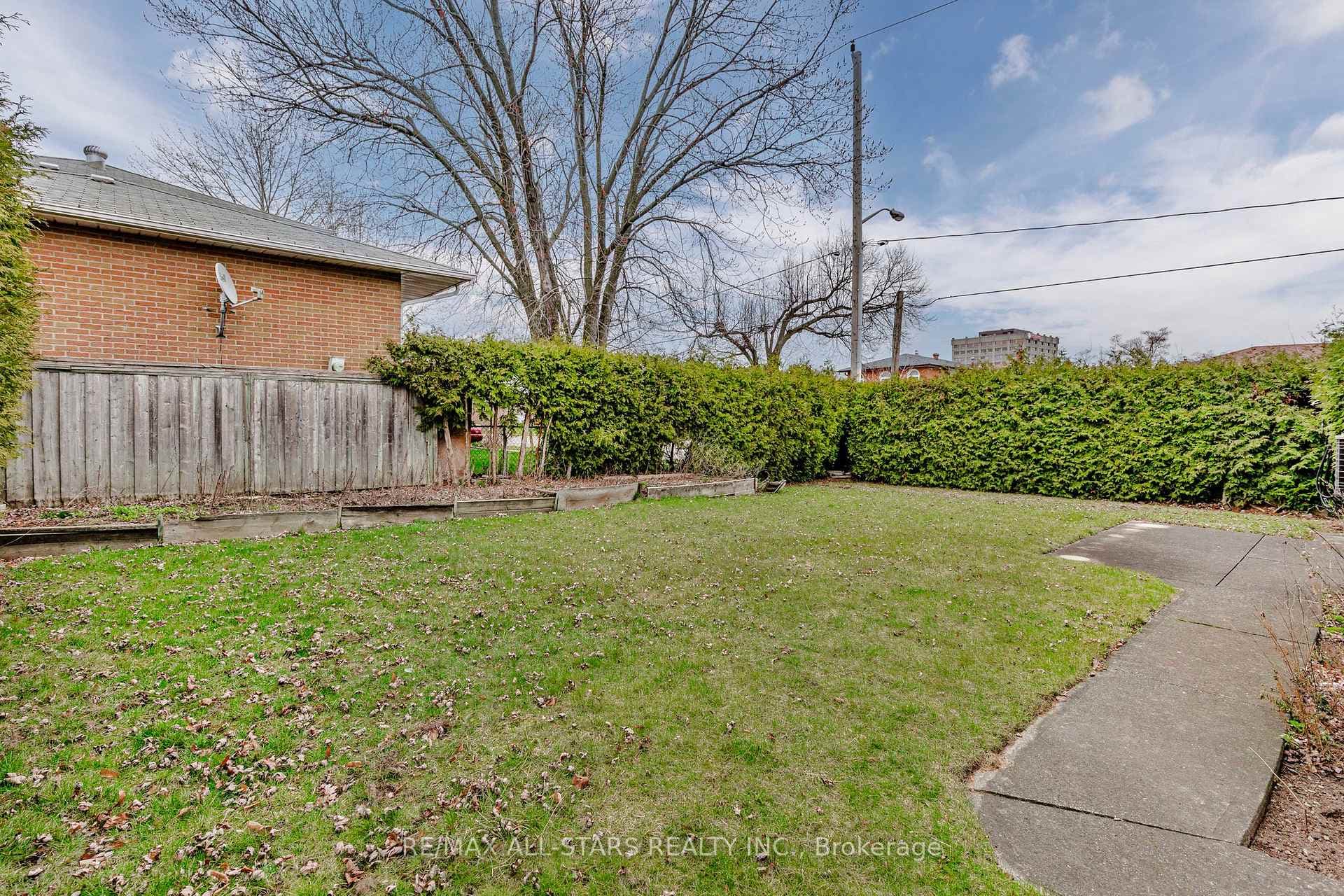 31 WILKINSON Drive photo 28