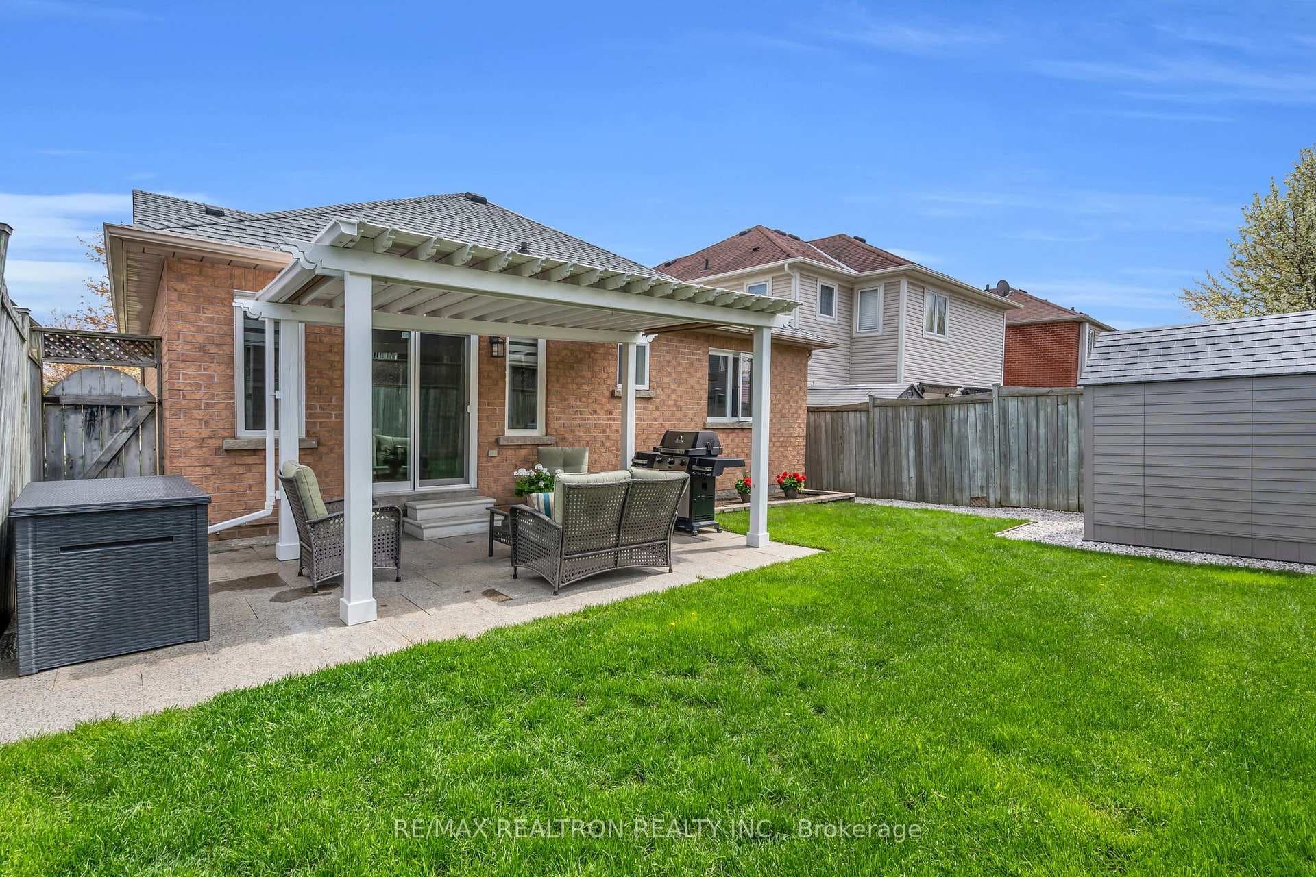 7 Thornlodge Drive photo 25