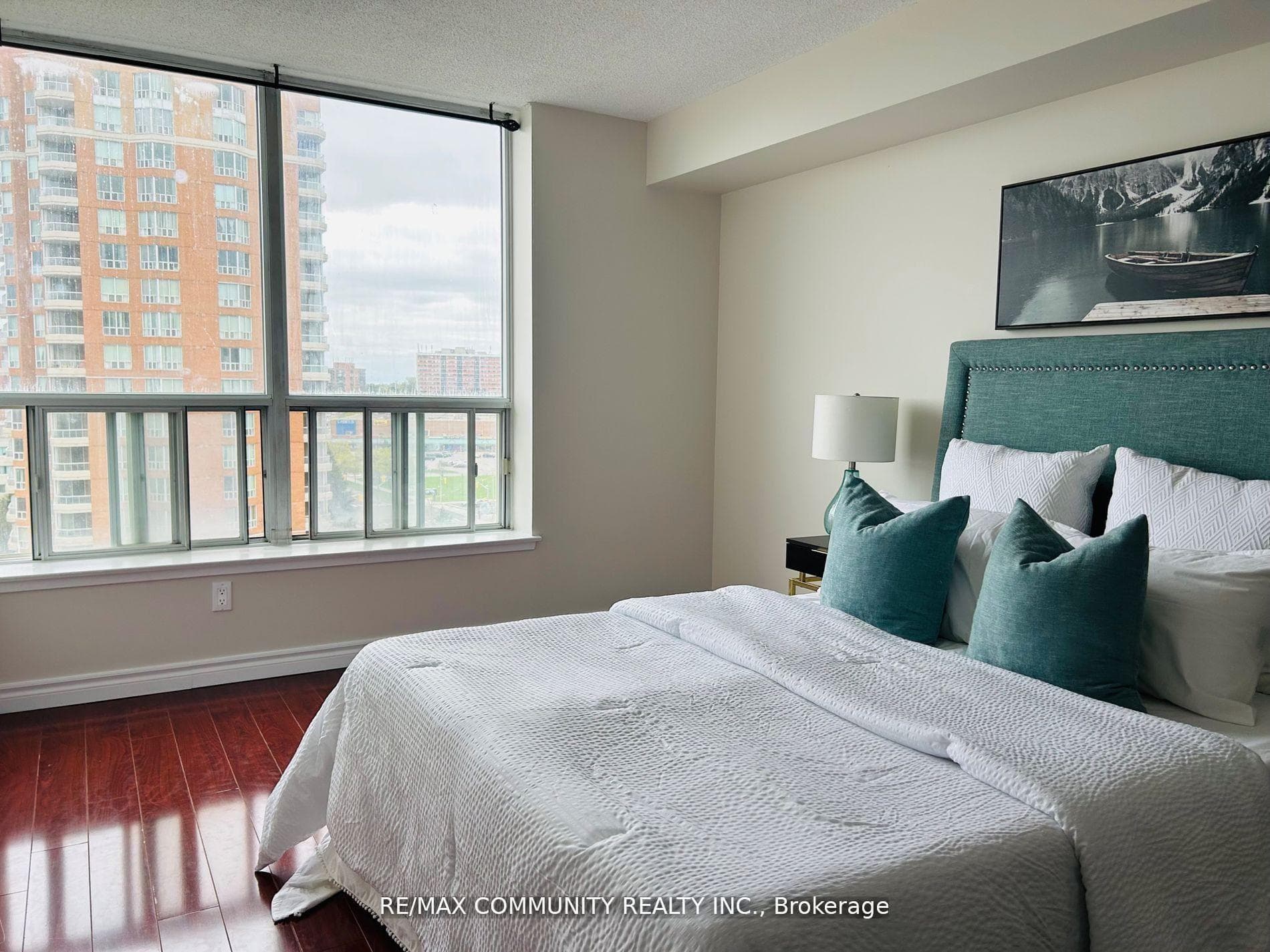 430 McLevin Avenue Unit 1110 photo 4