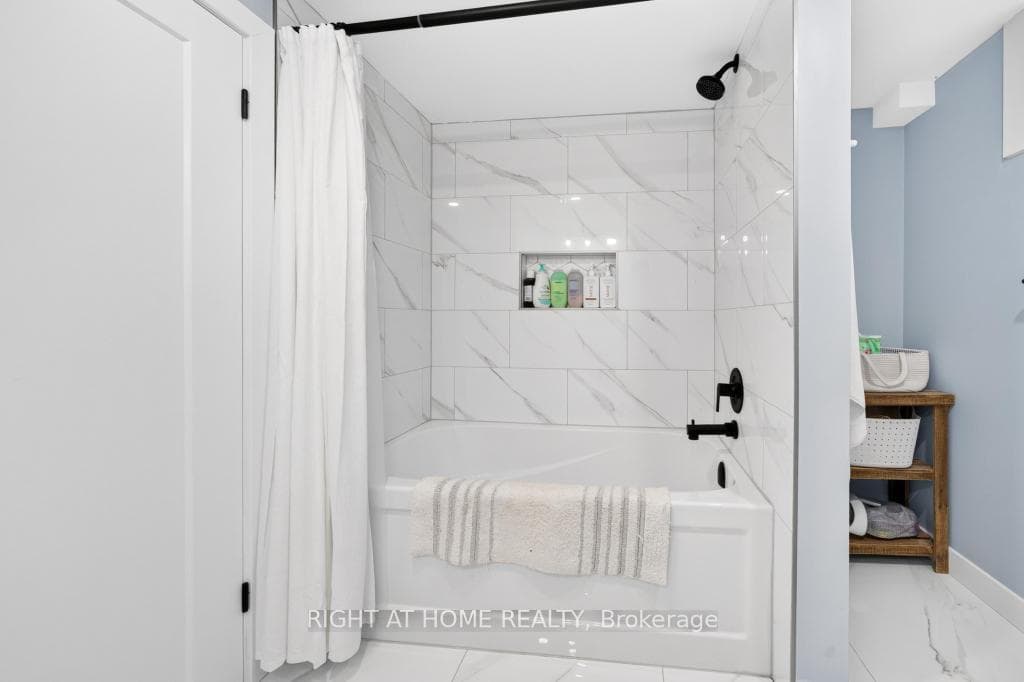7 Wallis Avenue photo 36