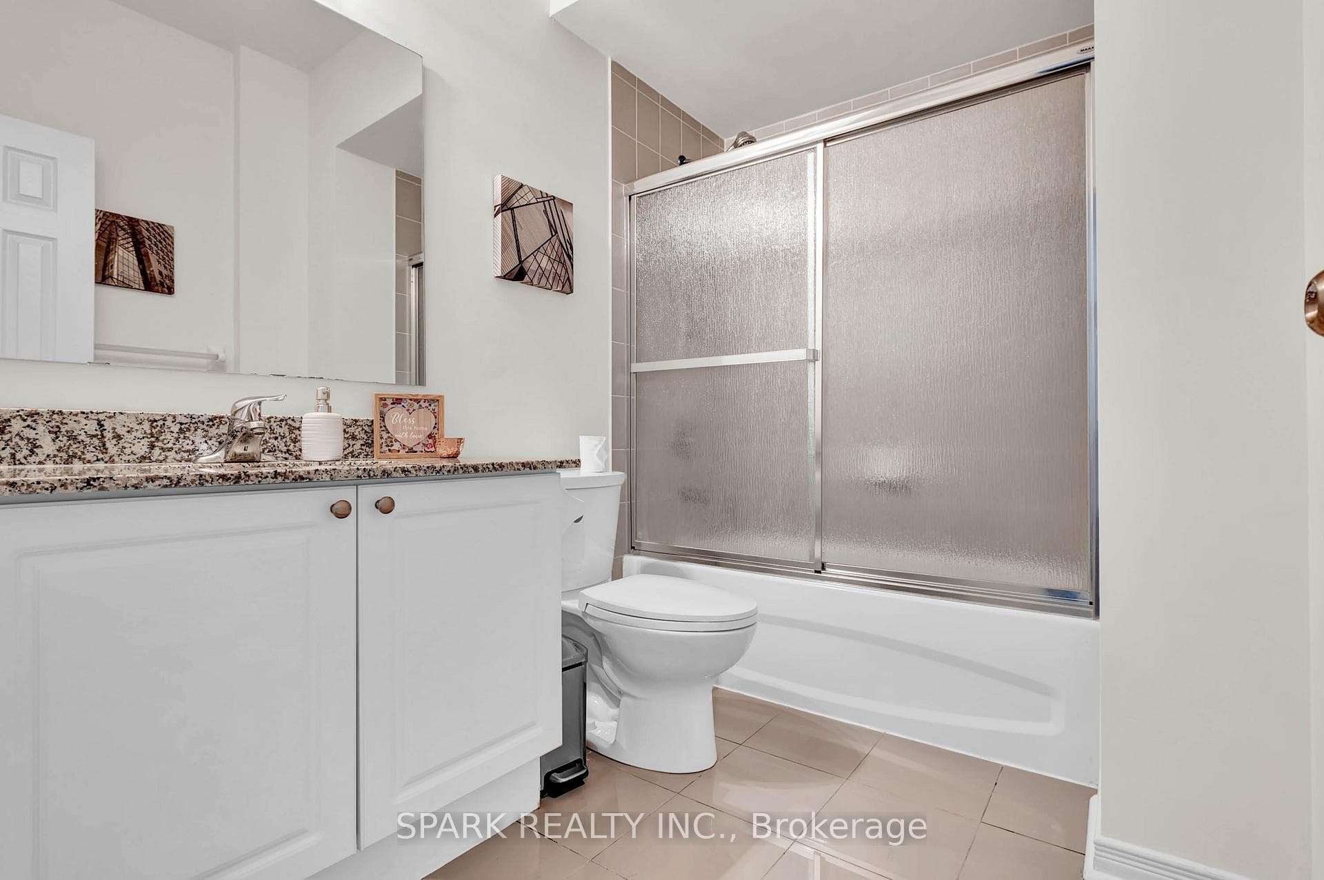 180 Howden Boulevard Unit 35 photo 7