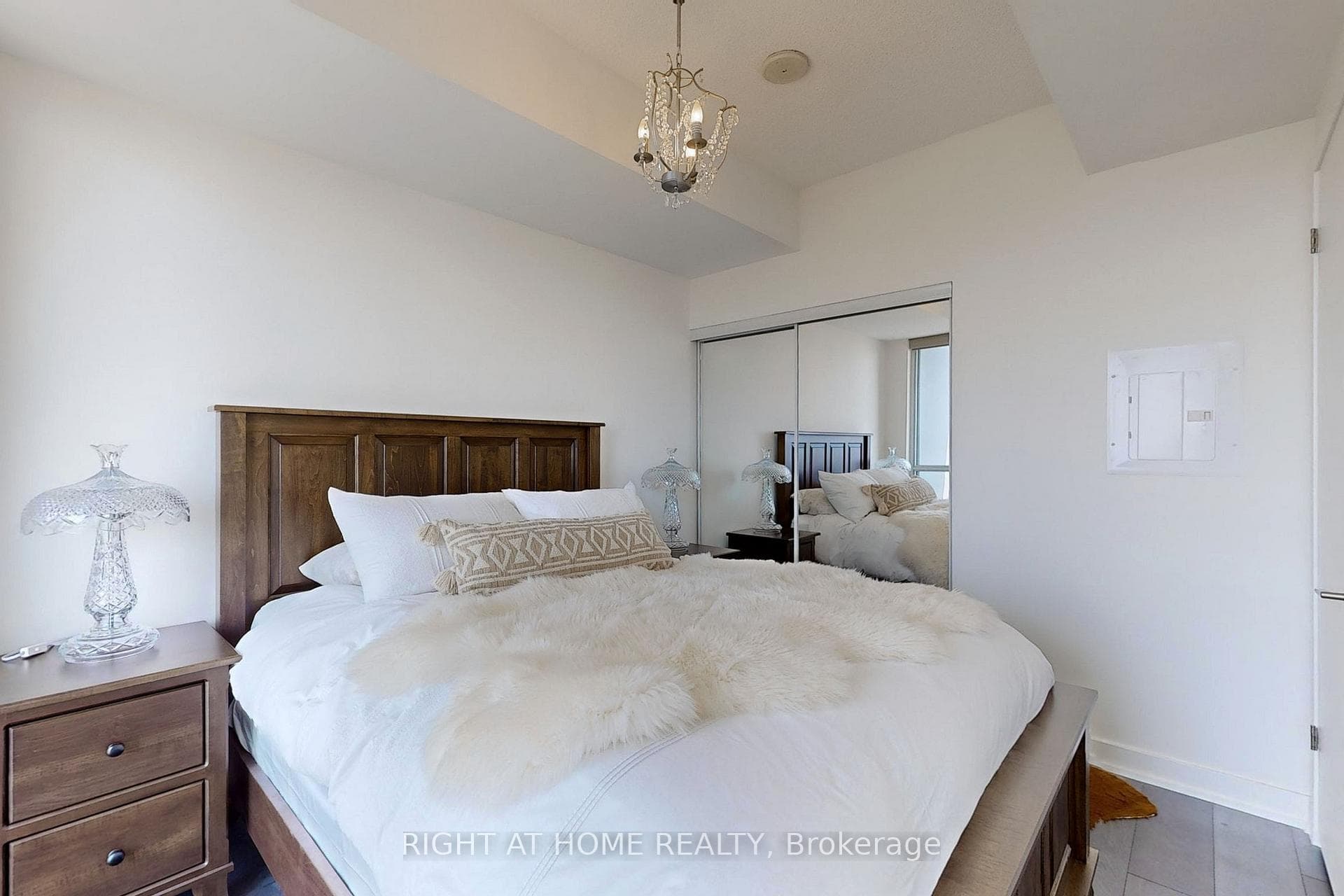 2212 Lake Shore Boulevard Unit 3605 photo 15