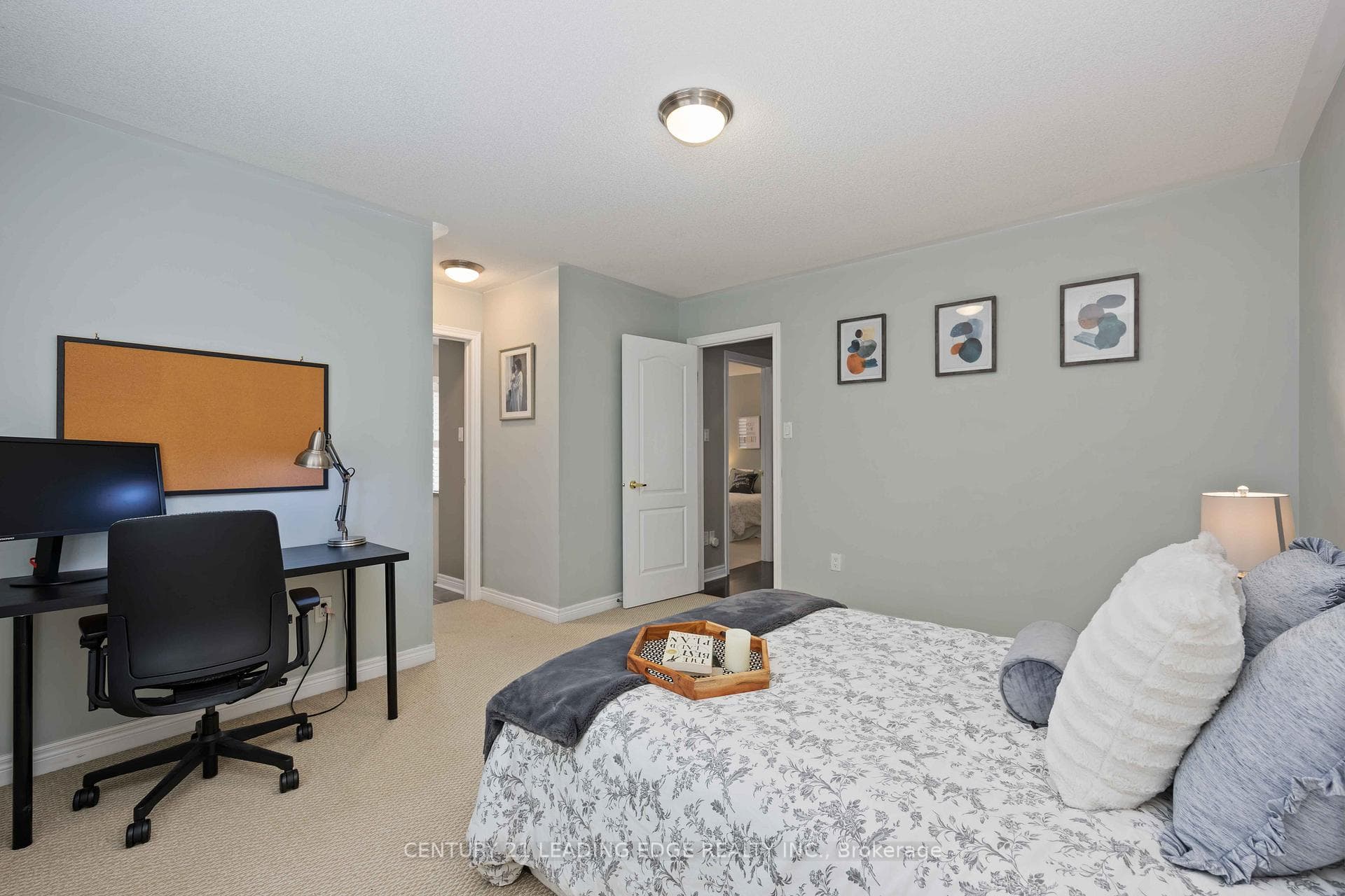 106 Fairlee Circle photo 28