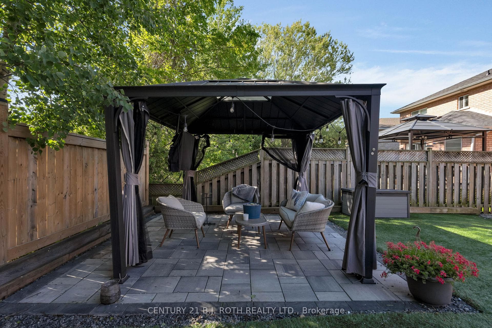 2283 Jack Crescent photo 29