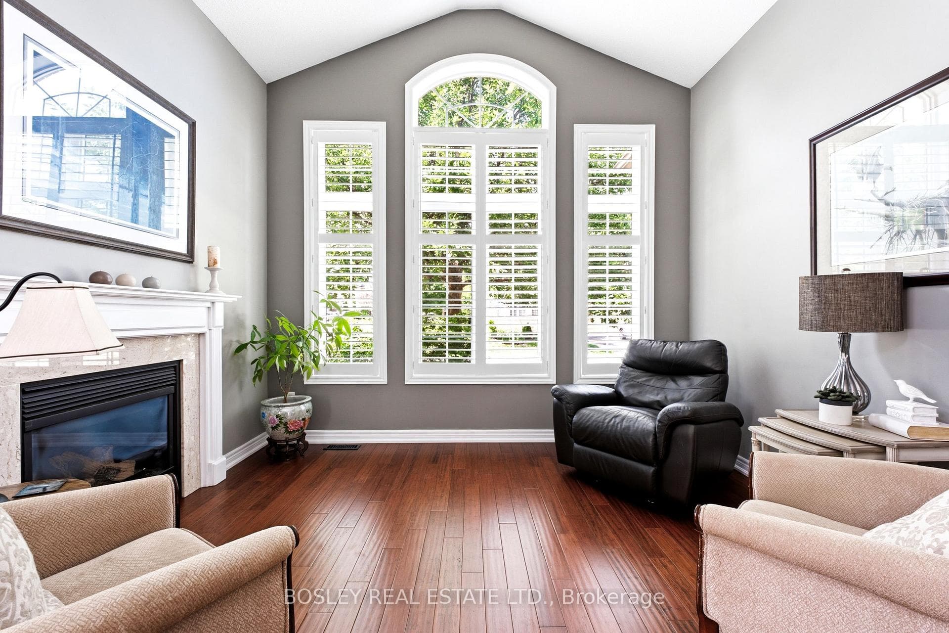 2160 Highcliffe Way photo 5