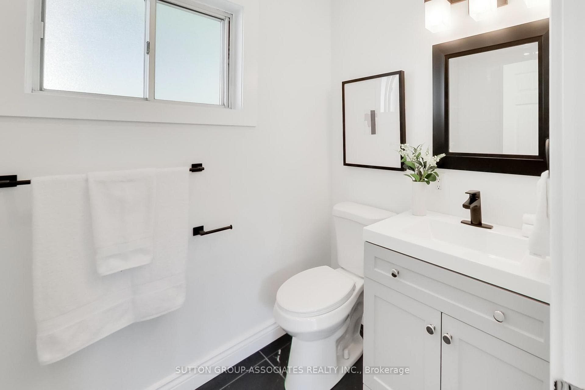 175 Earlsdale Avenue photo 17