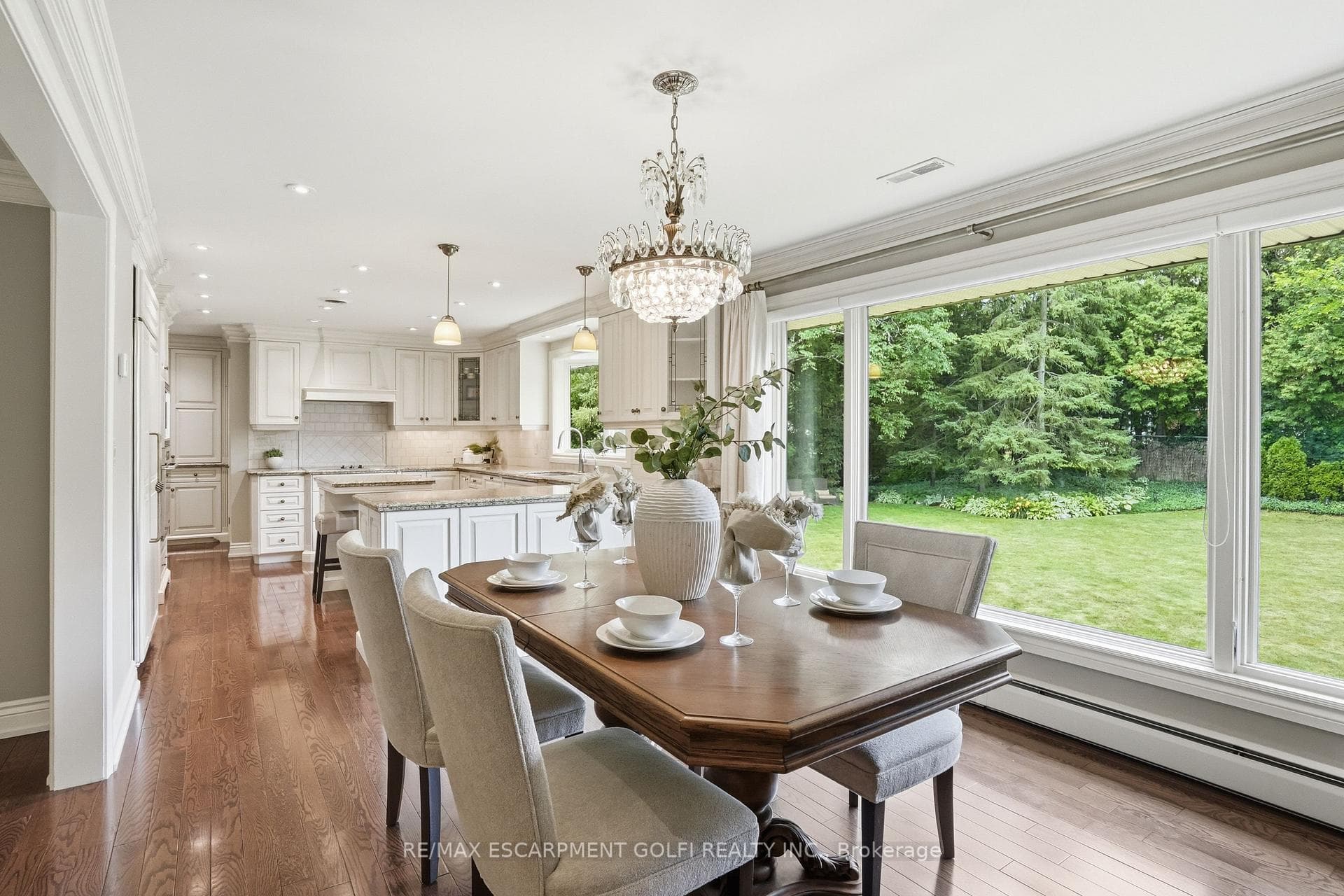5 MAPLE Avenue photo 12