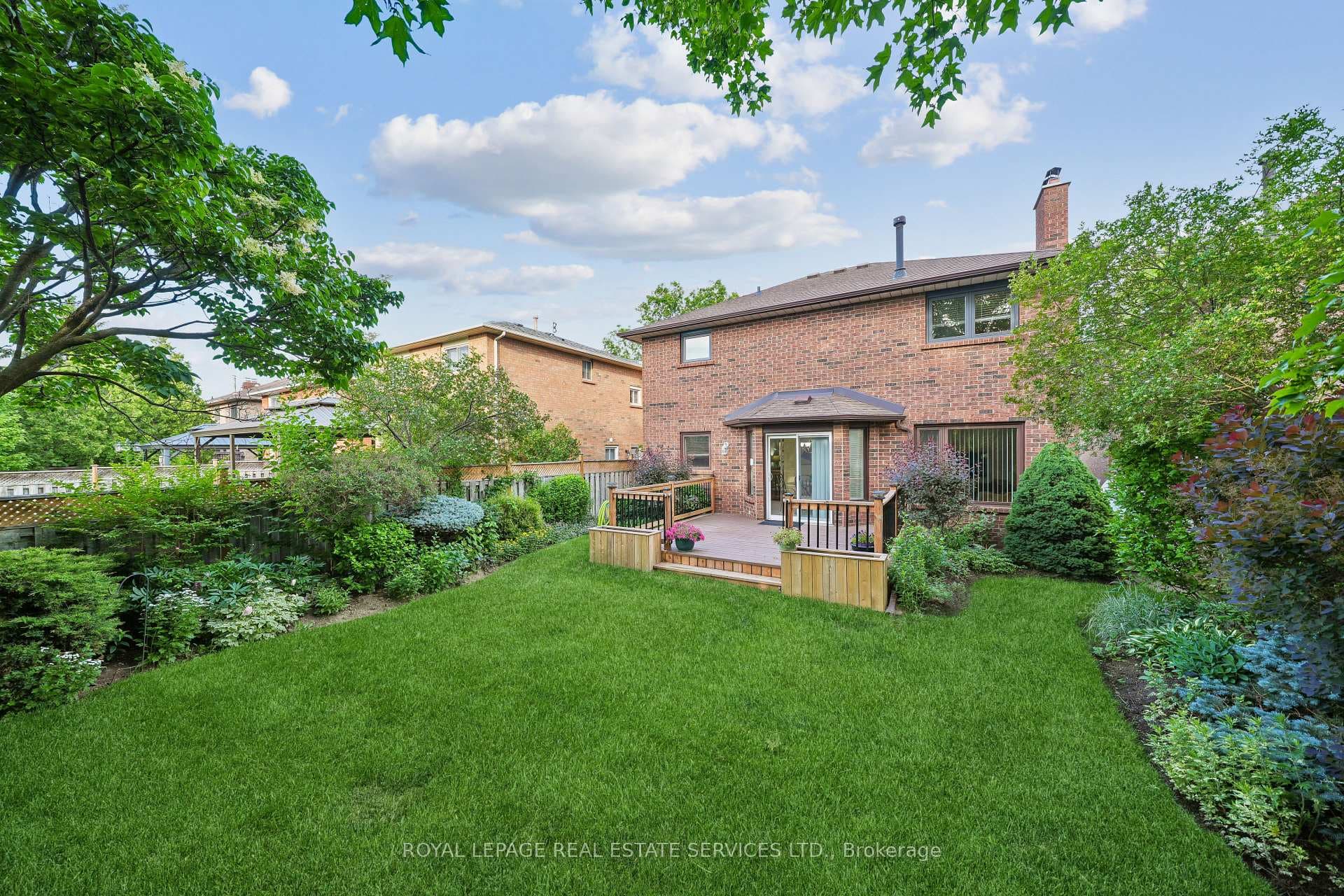 1547 Stoneybrook Trail photo 36