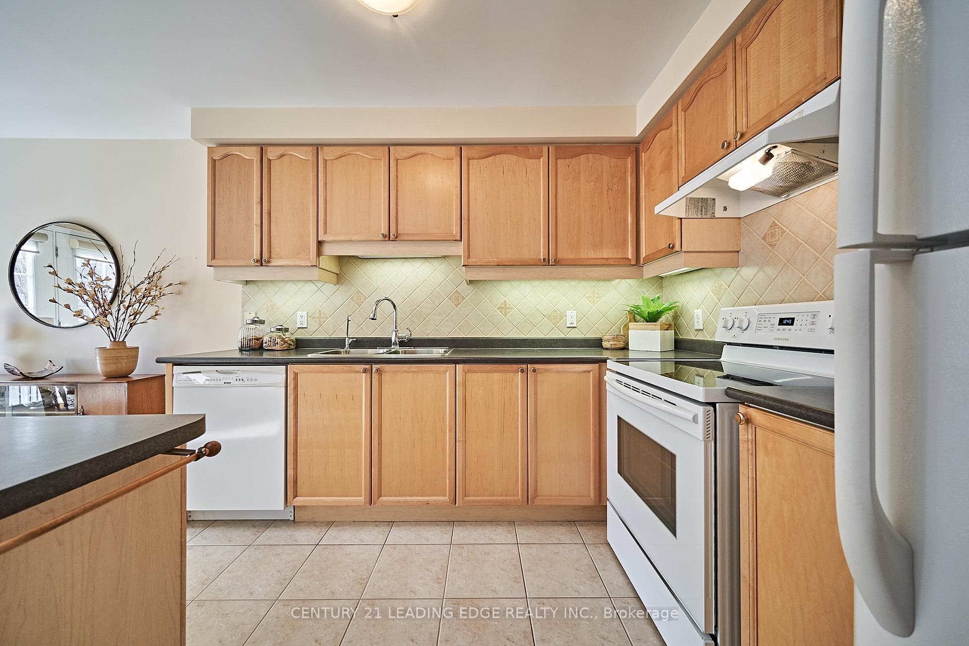 22 Dougherty Crescent photo 19
