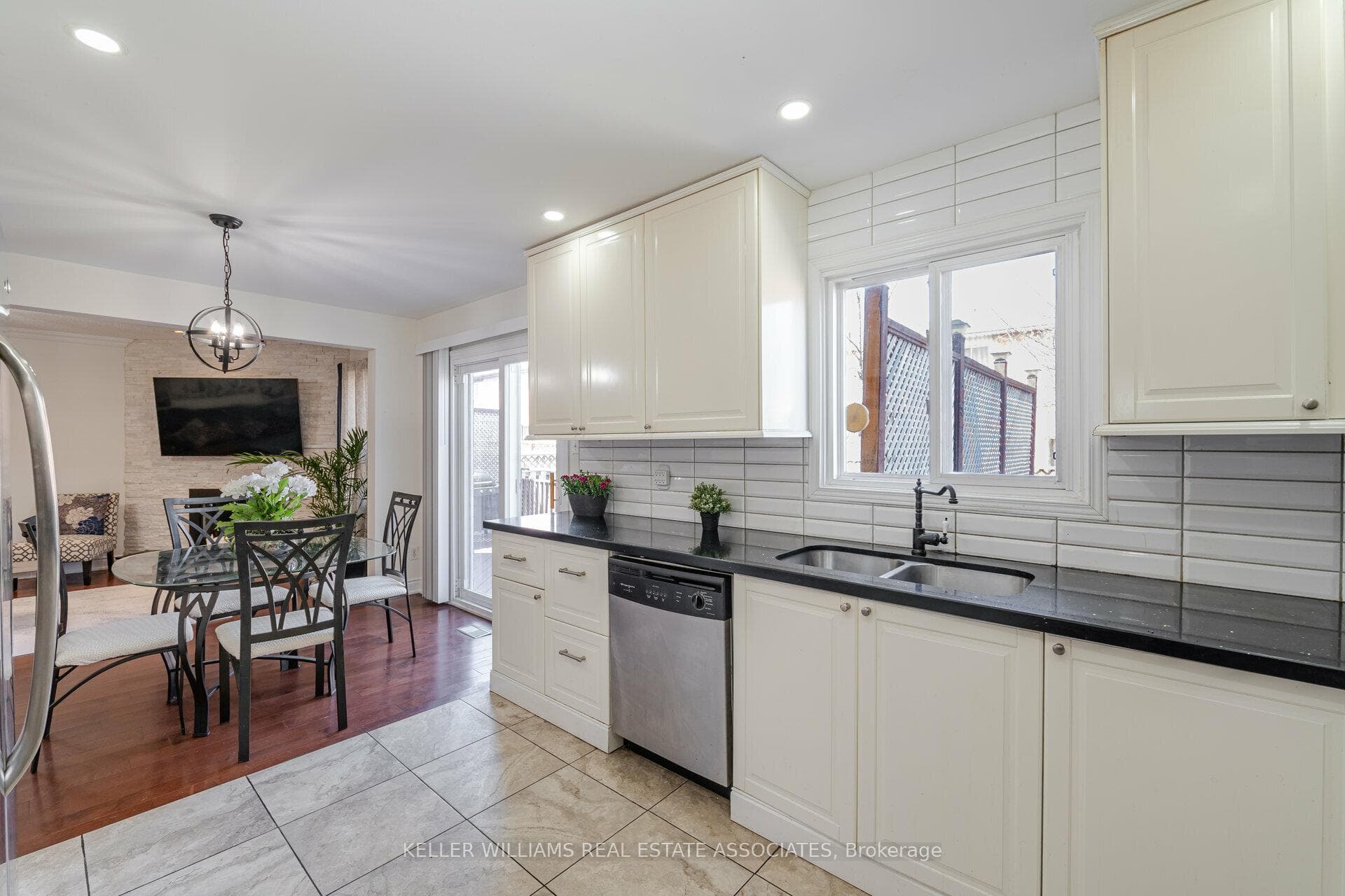 27 Kirk Drive photo 9