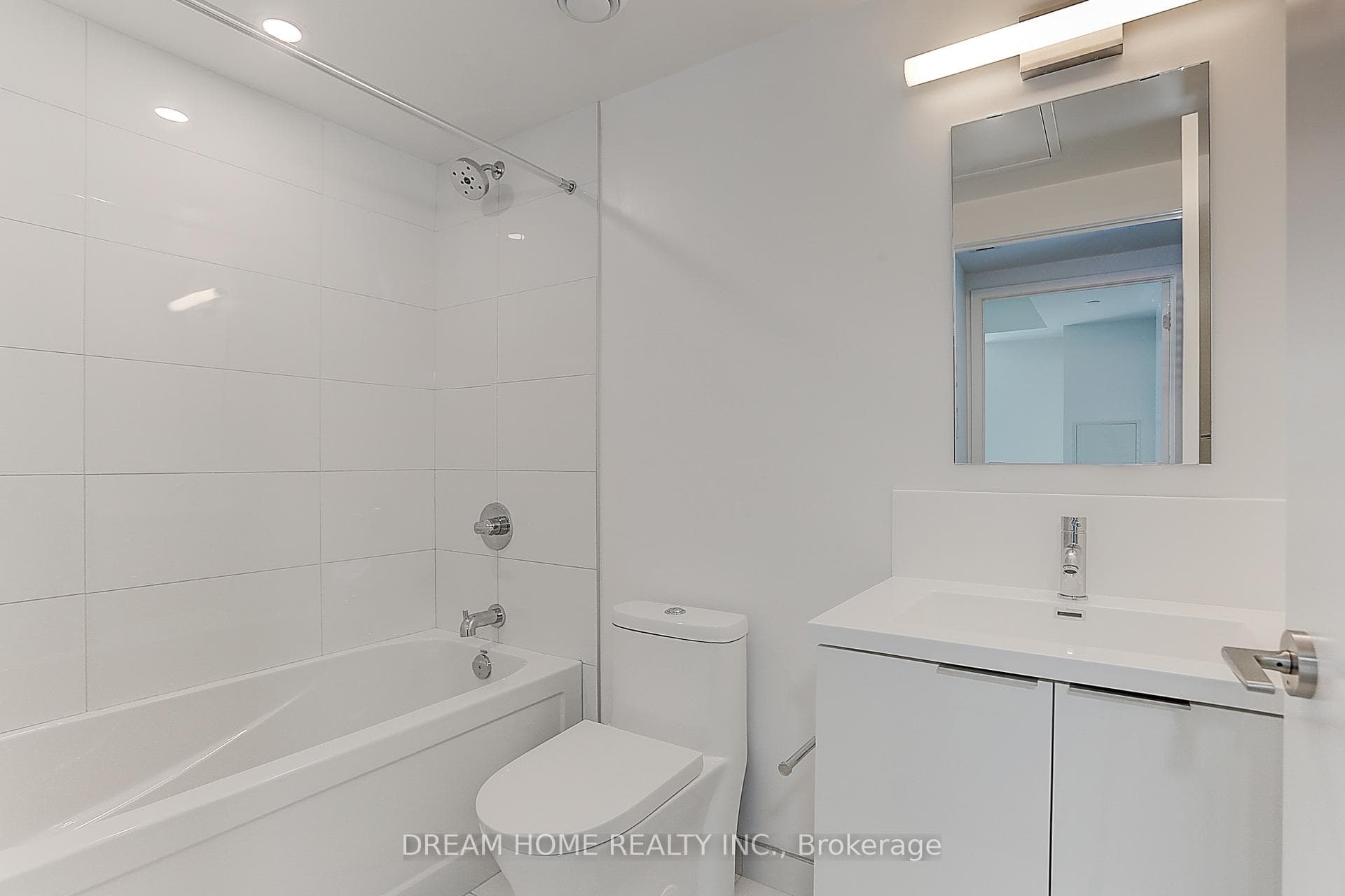 234 Simcoe Street Unit 1006 photo 23
