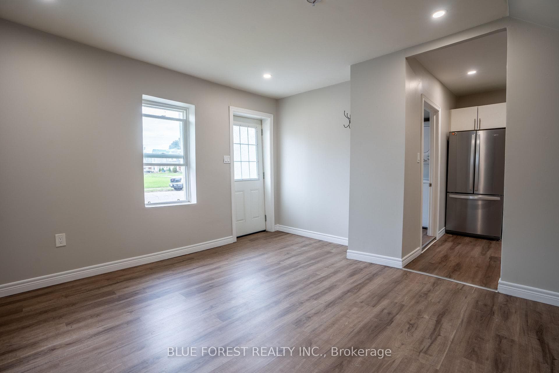 171 Raleigh Street photo 2