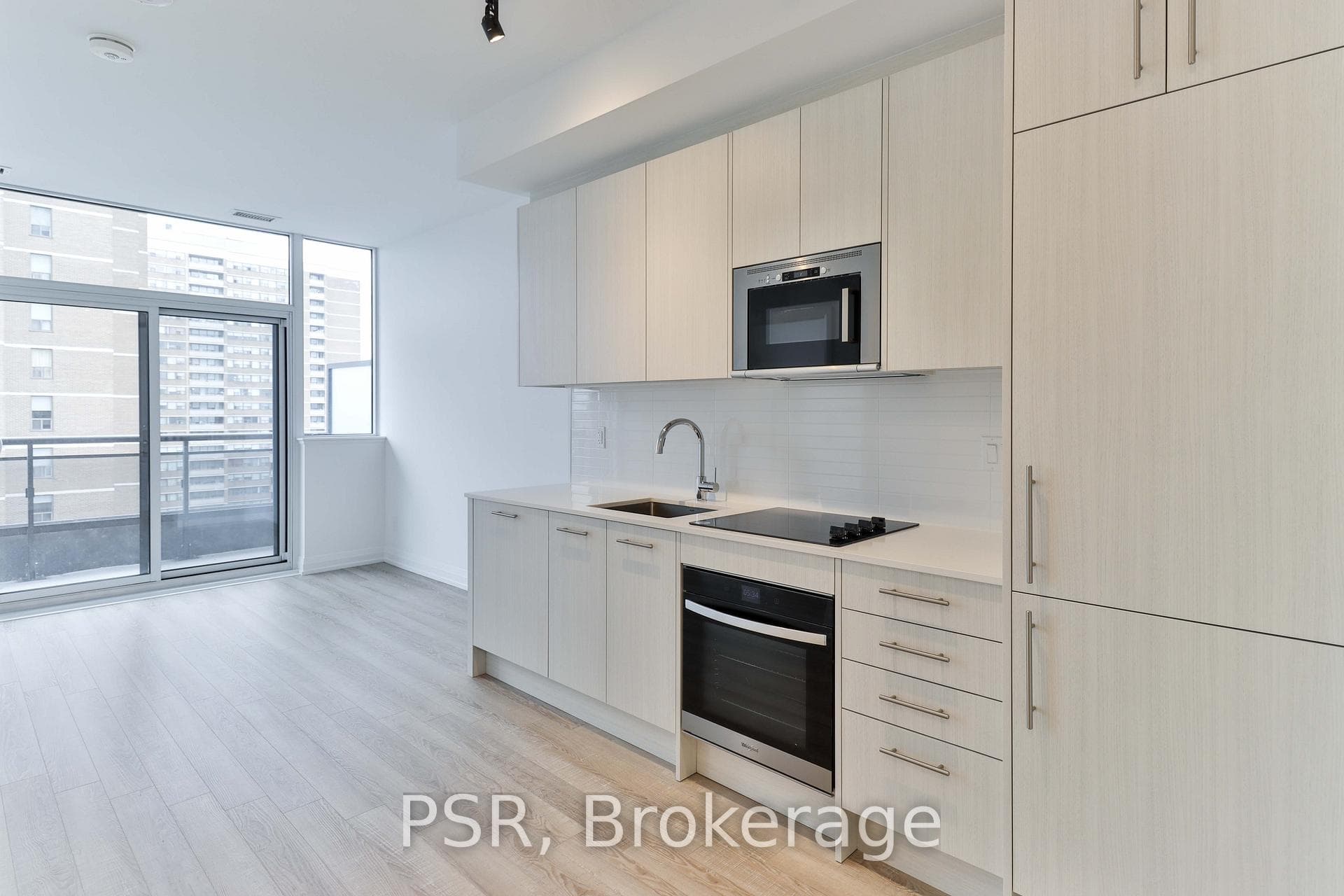 286 Main Street Unit 1109 photo 6