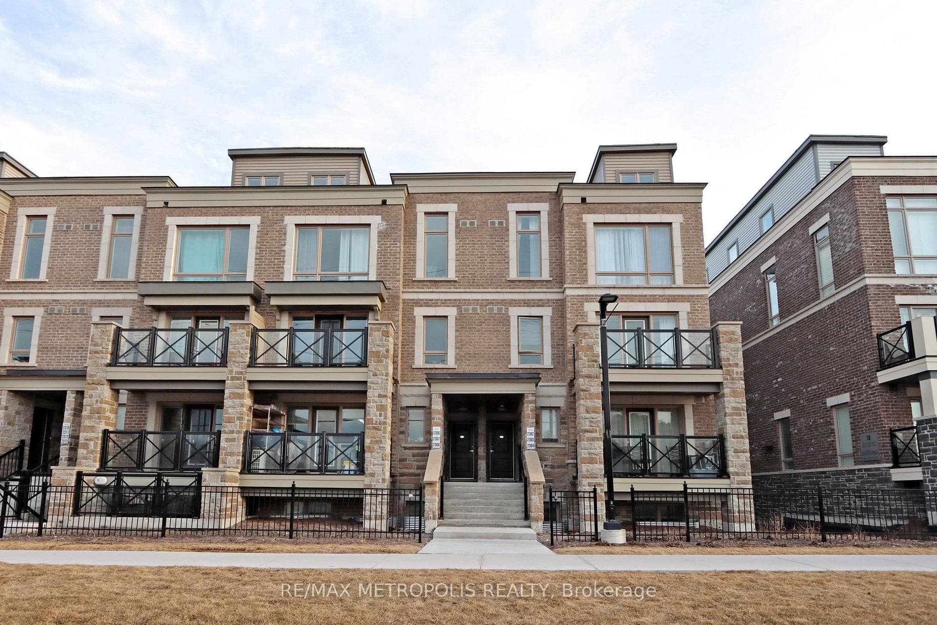 20 Westmeath Lane Unit 2308 photo 1