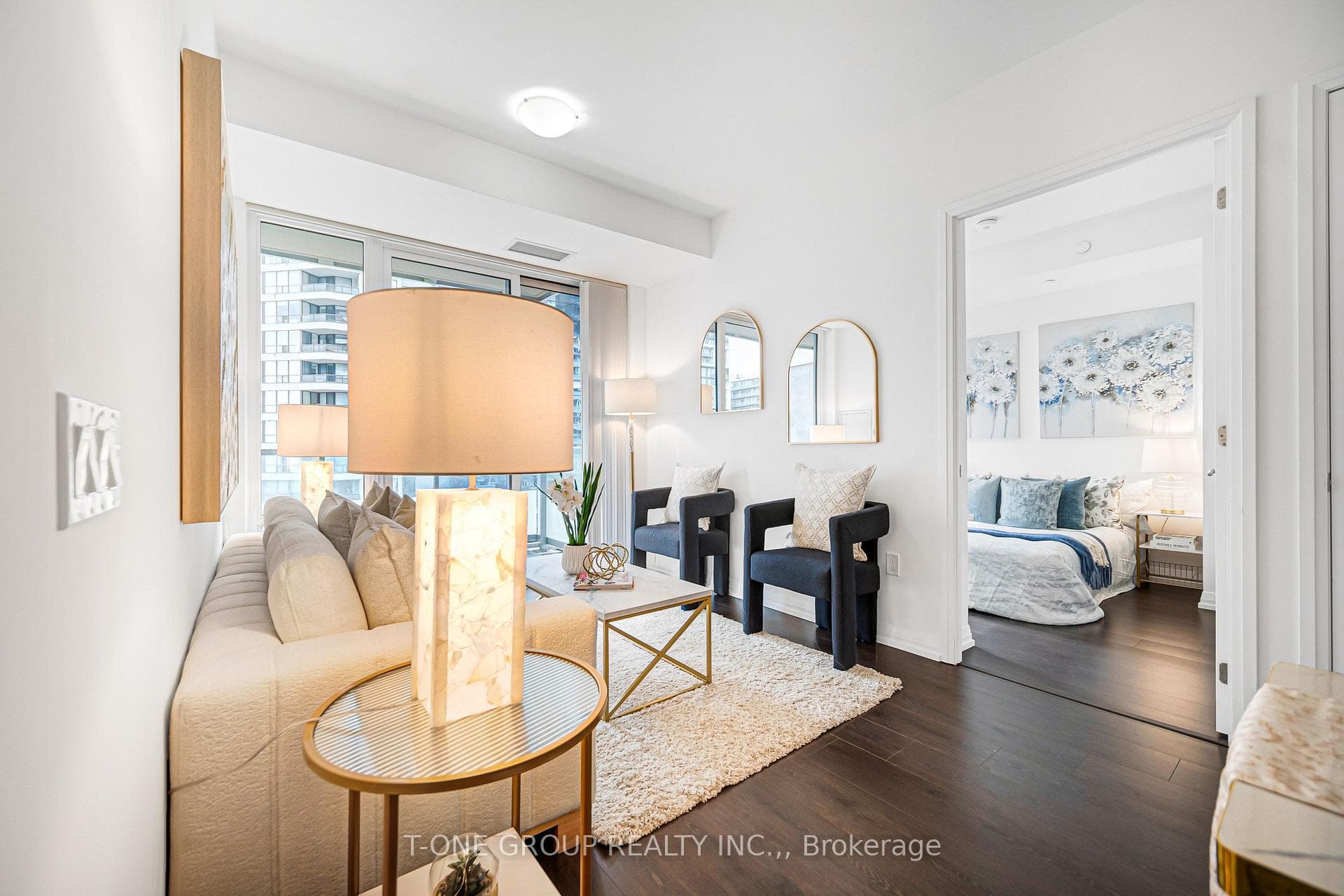 25 Holly Street Unit 610 photo 3