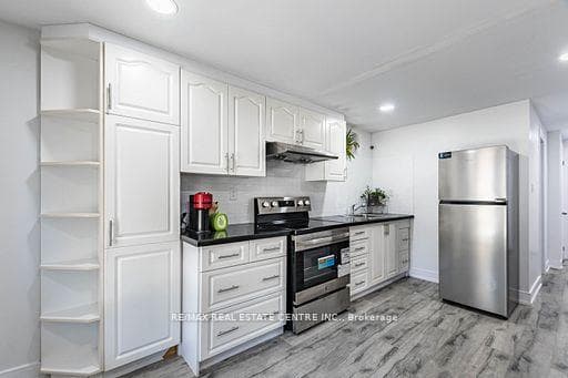 4738 Wild Rose Street Unit W/O BASEMENT photo 8